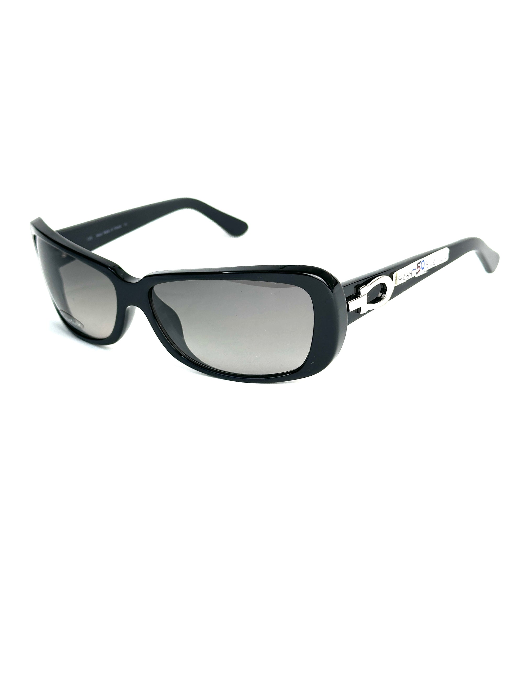 CUTLER ET GROSS M0884