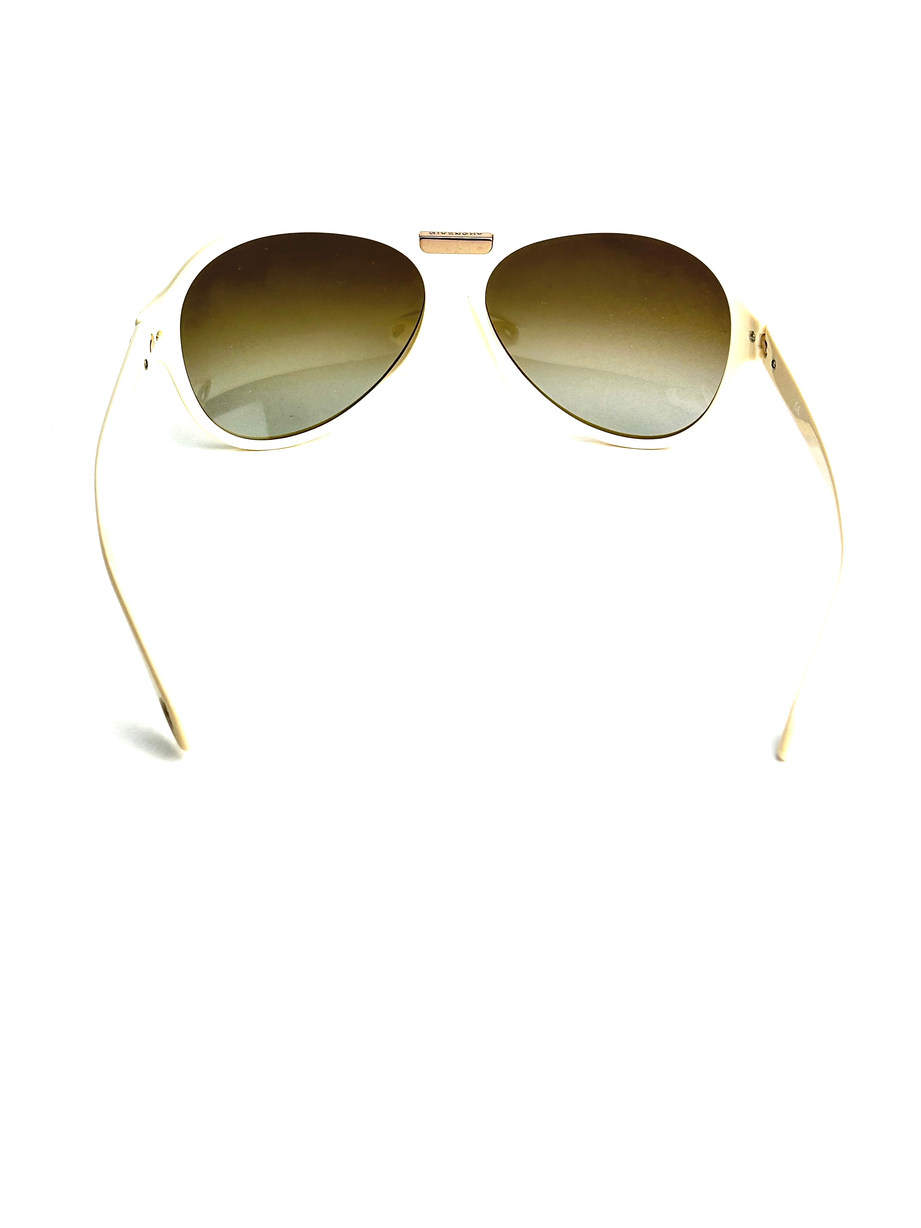 sunglasses GIVENCHY SGV880 09AJ