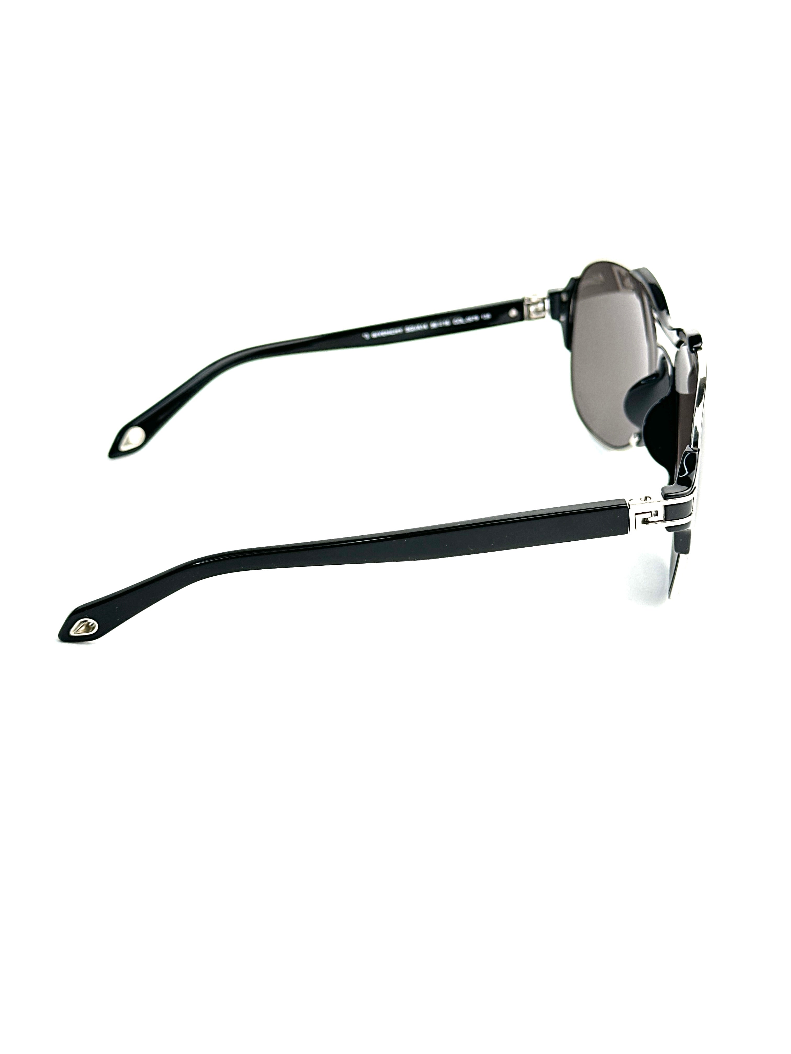 sunglasses GIVENCHY SGV880 09AJ