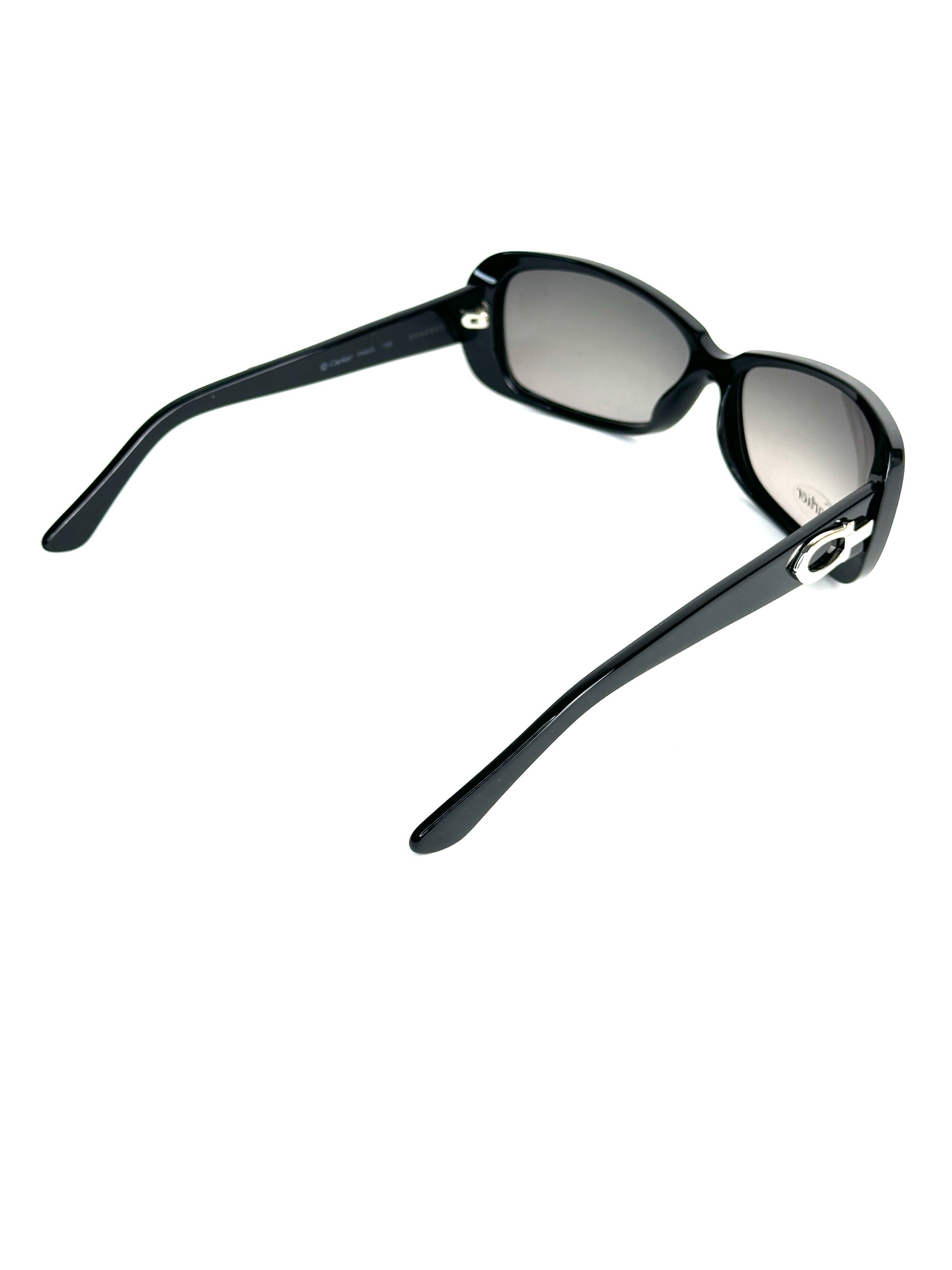CUTLER ET GROSS M0884