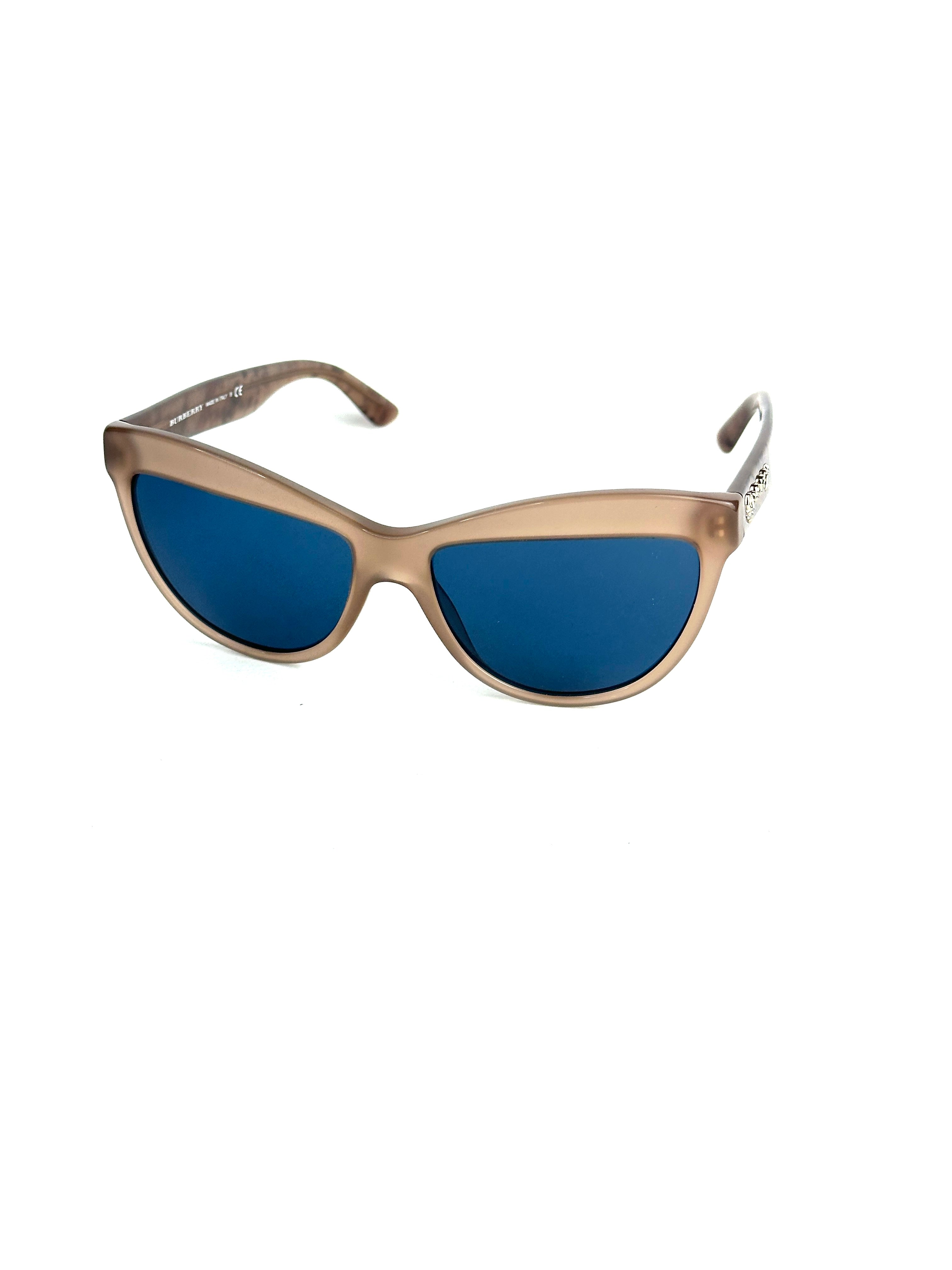 Occhiali da sole BURBERRY B4267
