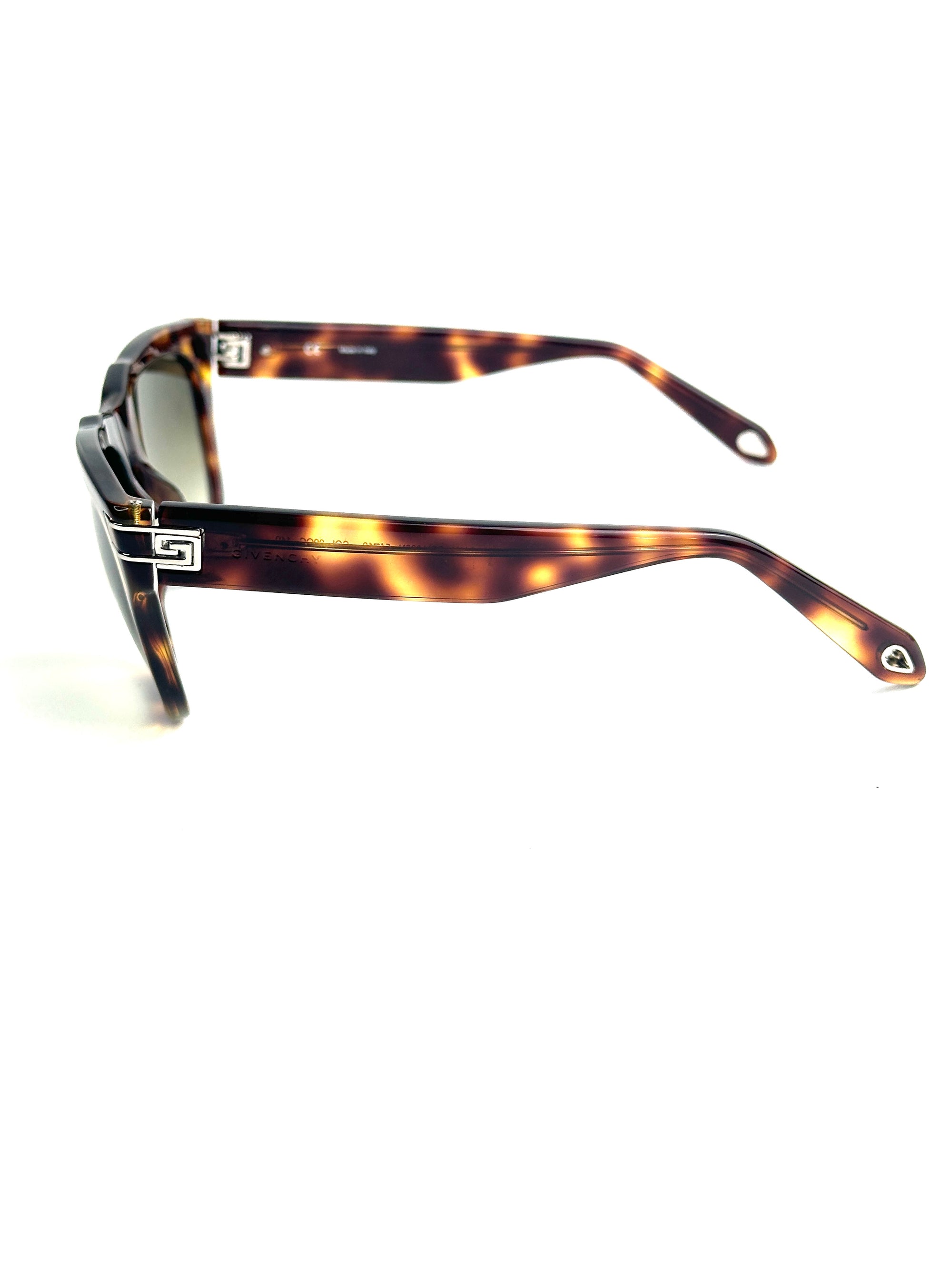 GIVENCHY SGV886 09QC sunglasses