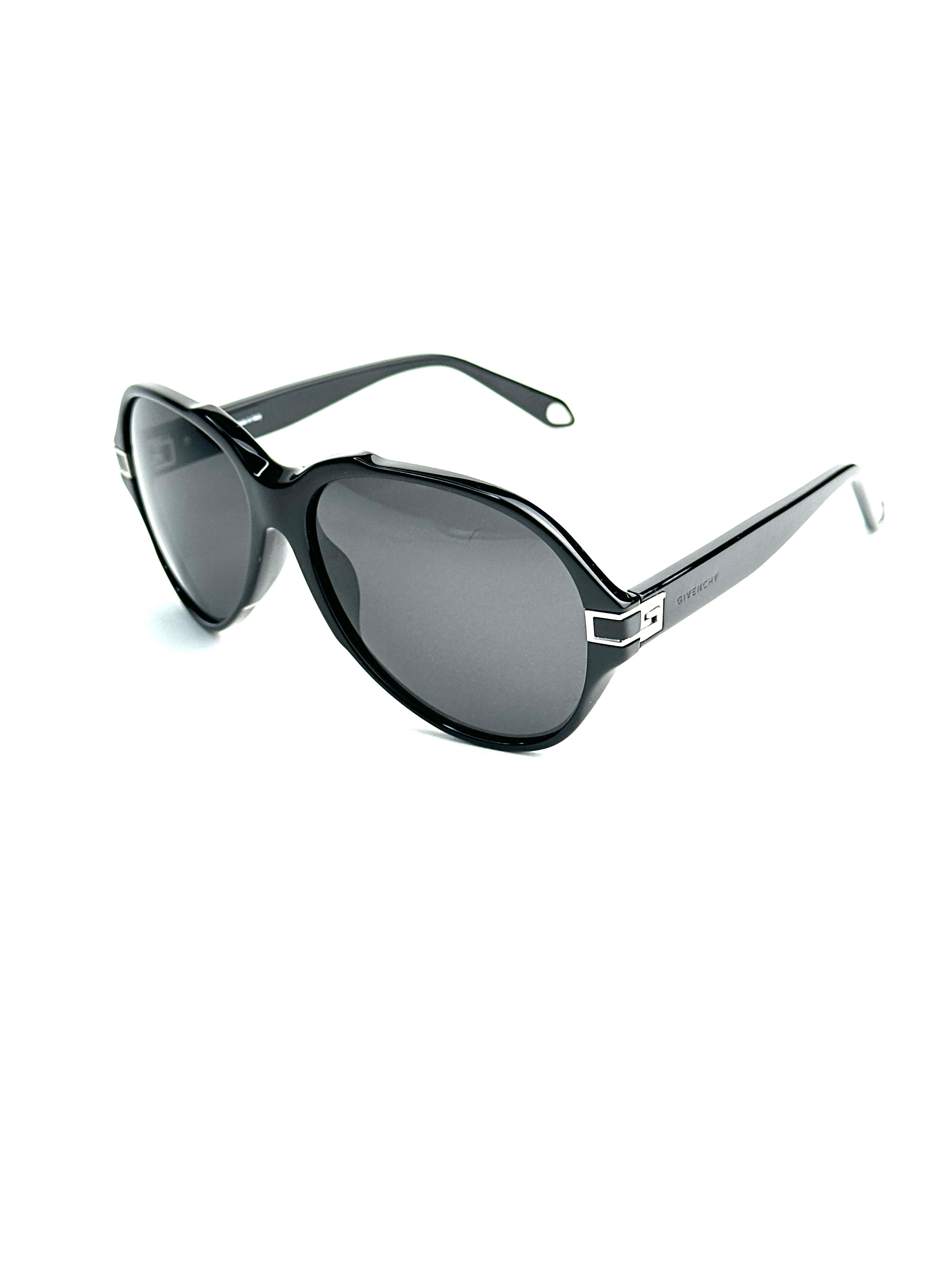 sunglasses GIVENCHY SGV880 09AJ