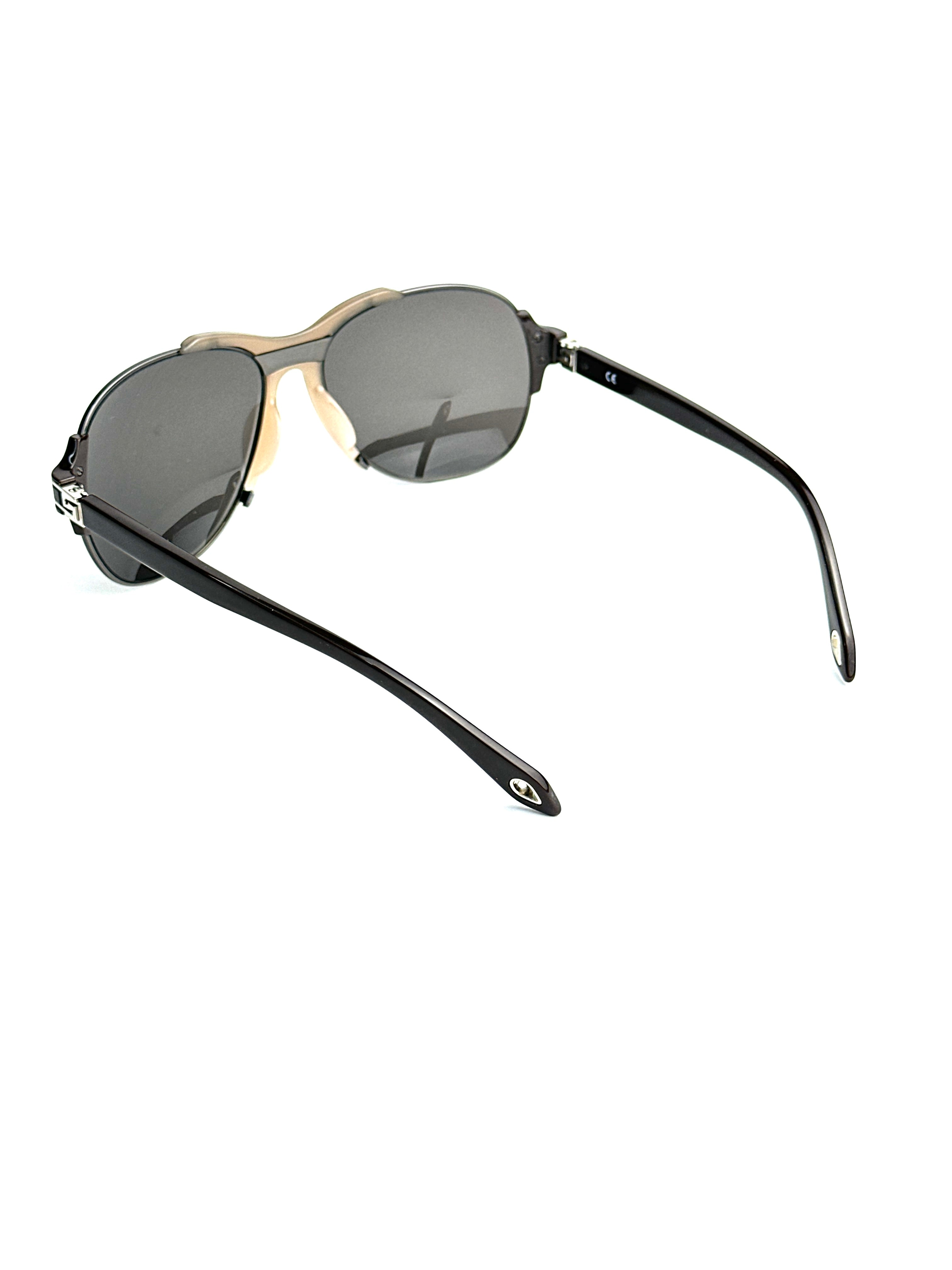 sunglasses GIVENCHY SGV880 09AJ