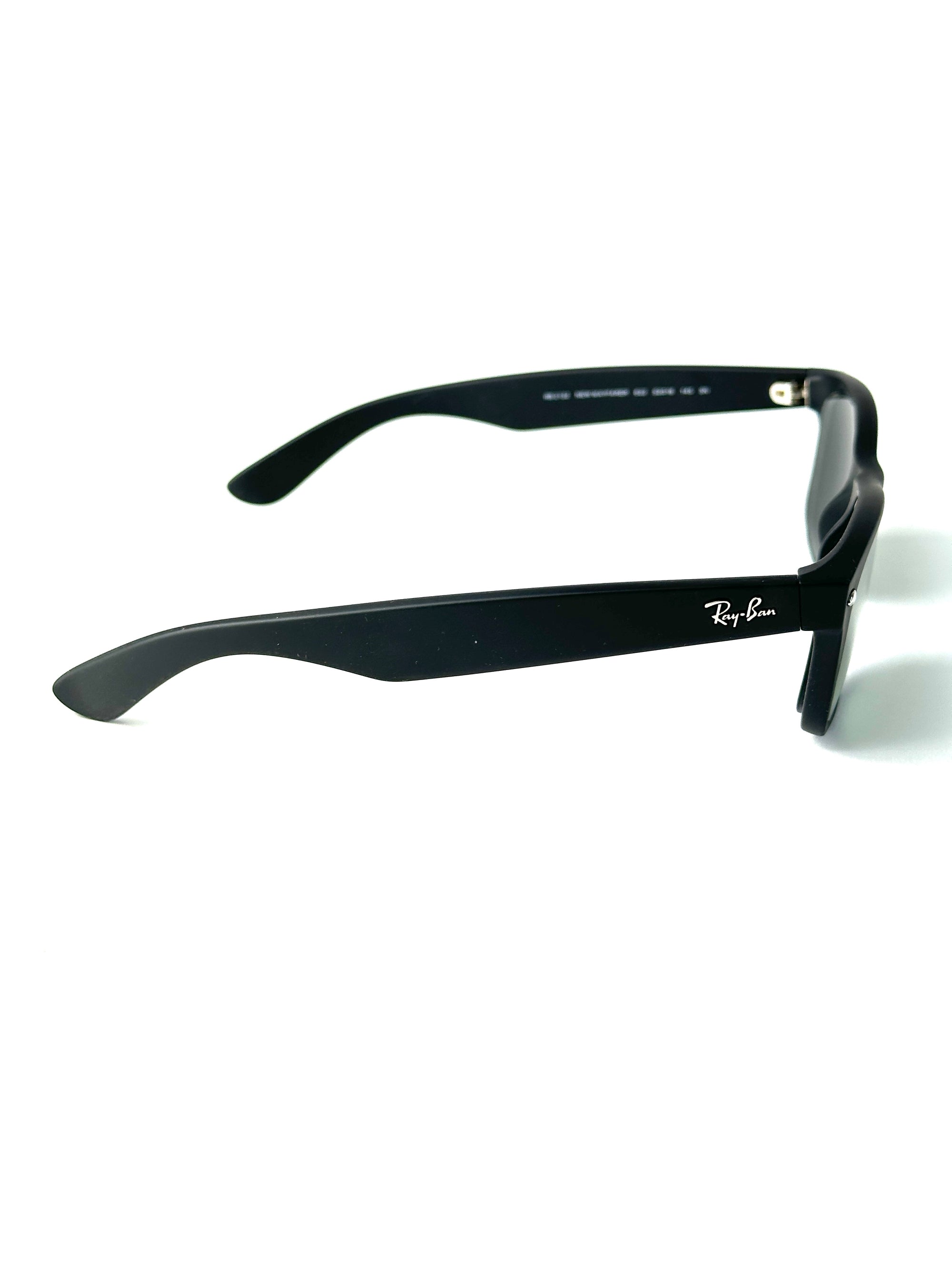 RAY-BAN NEW WAYFARER RB2131