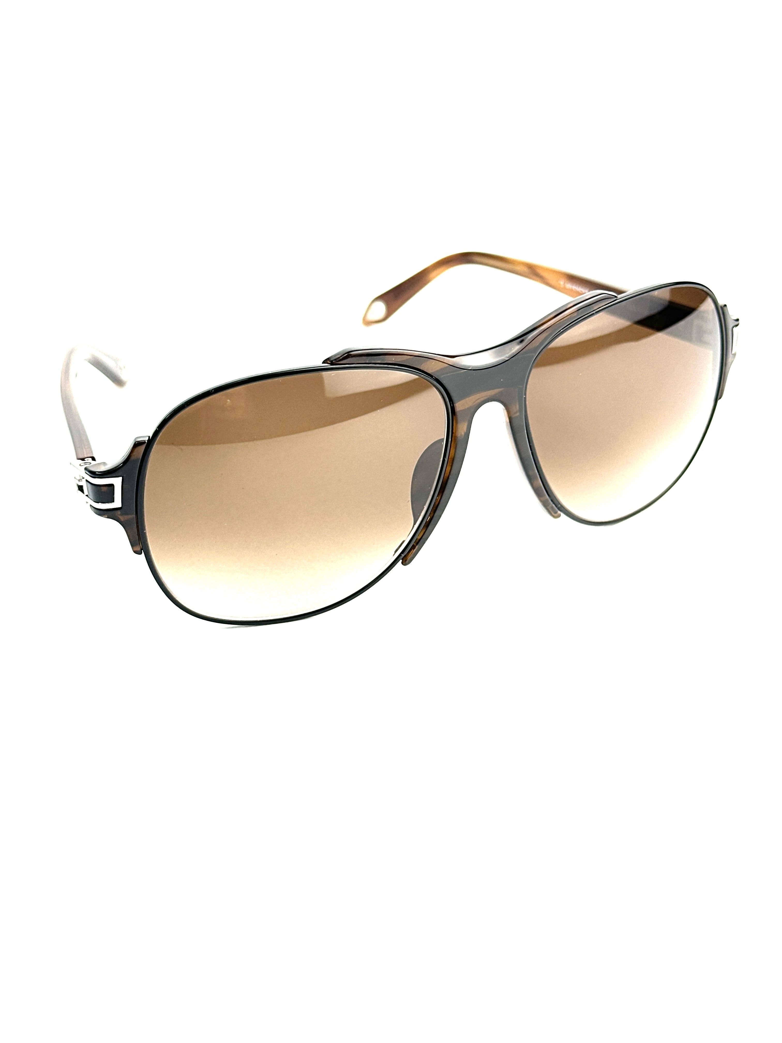sunglasses GIVENCHY SGV880 09AJ