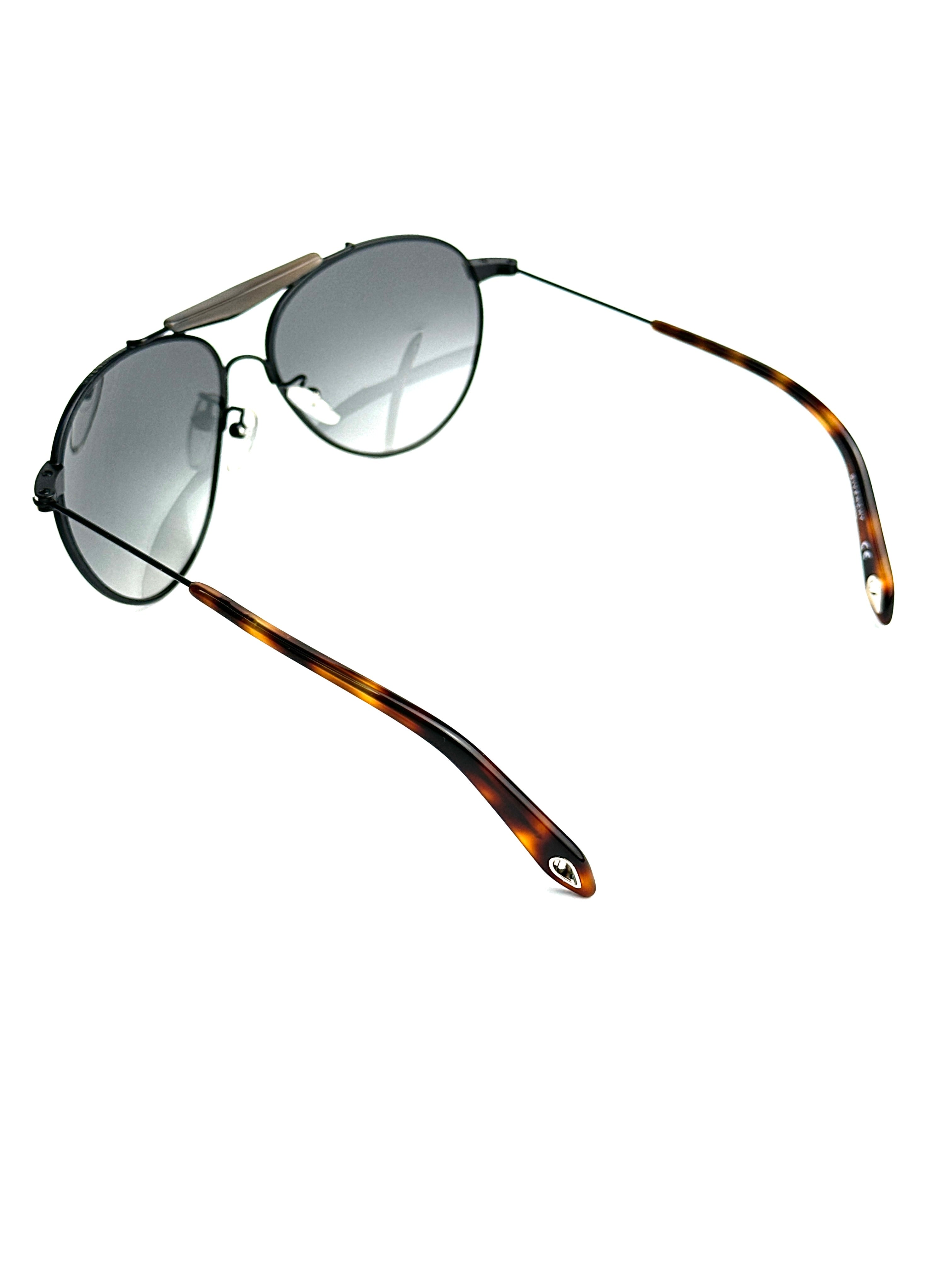 sunglasses GIVENCHY SGV880 09AJ