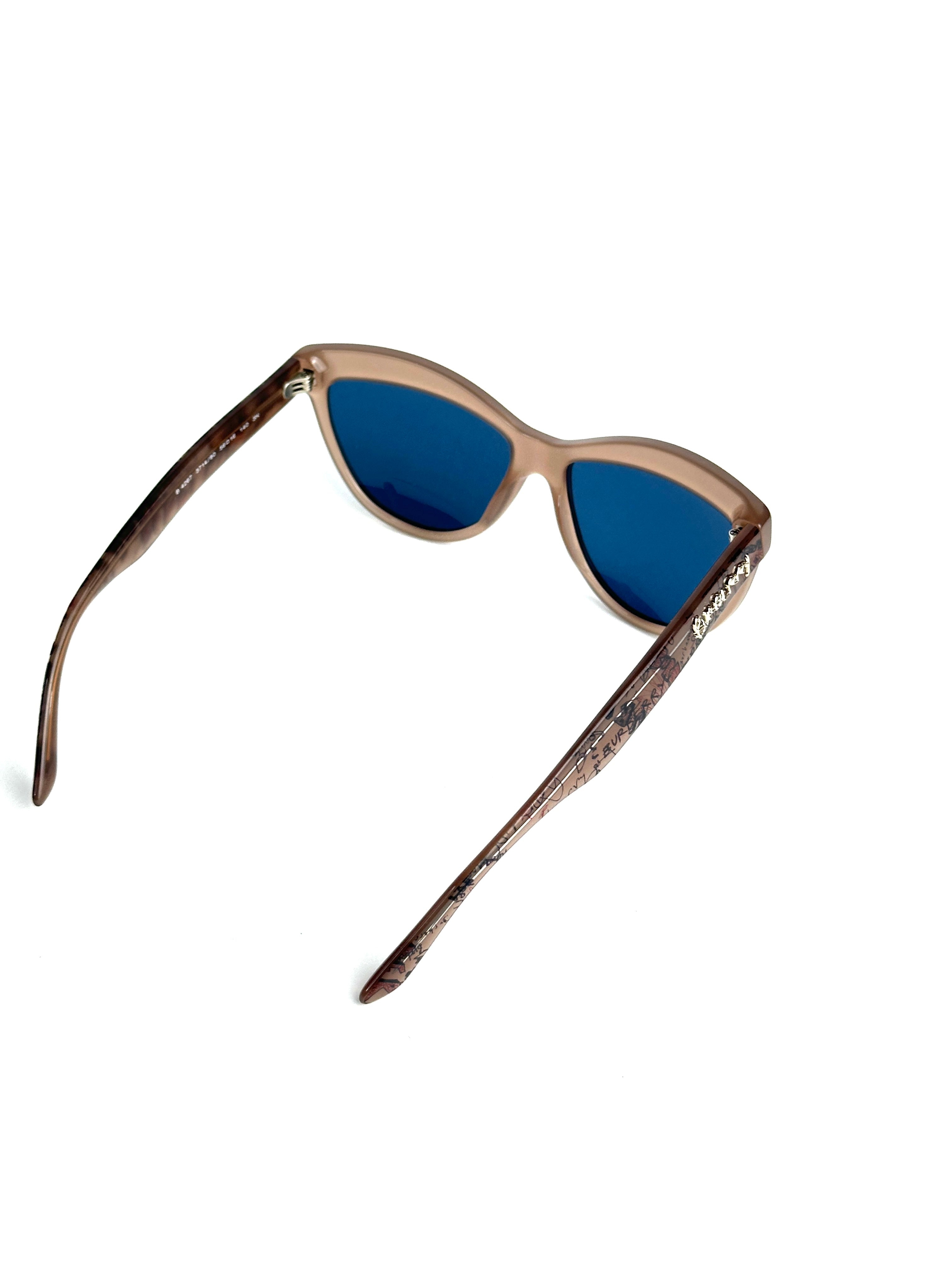 Occhiali da sole BURBERRY B4267