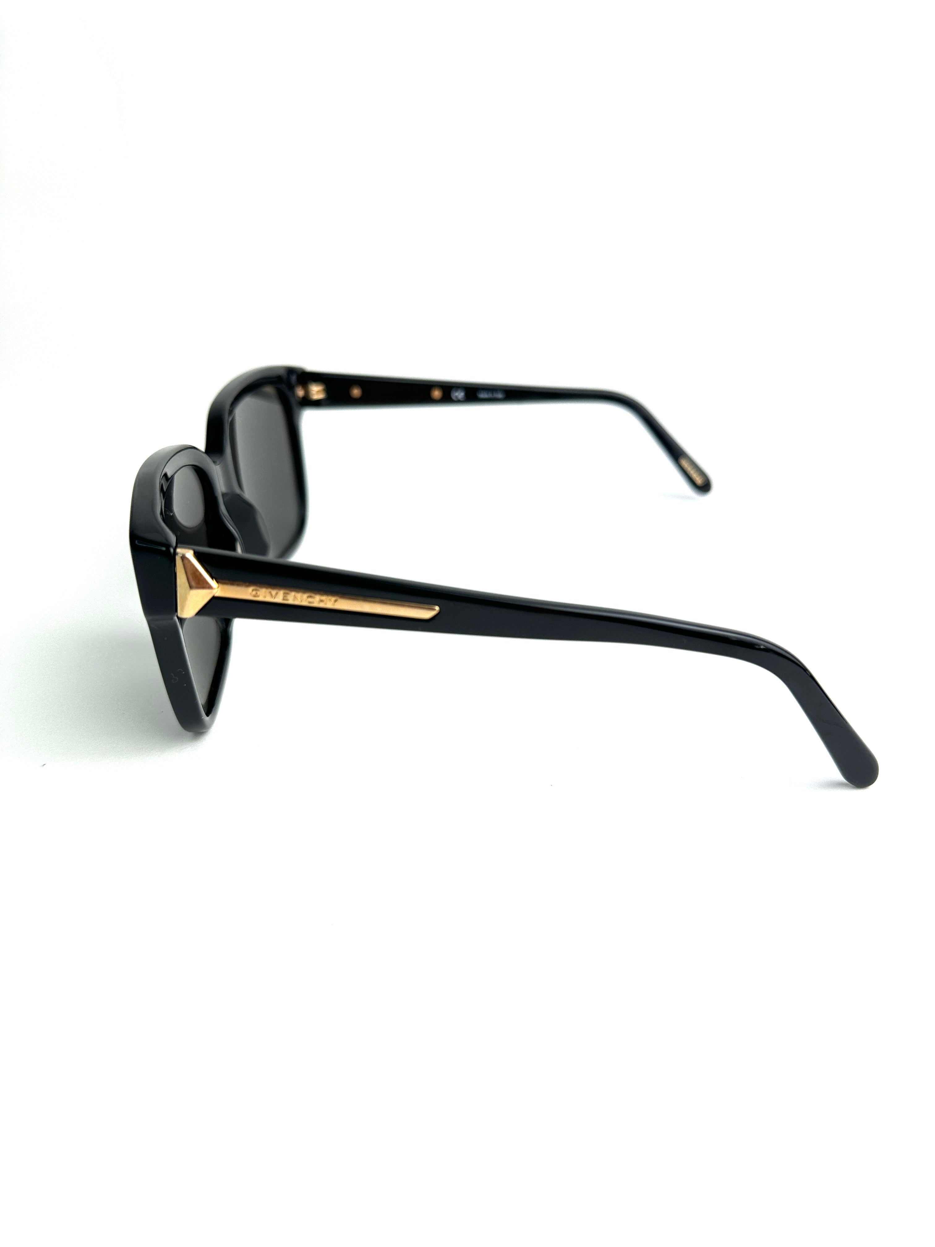 Occhiali da sole GIVENCHY SGV823 0700