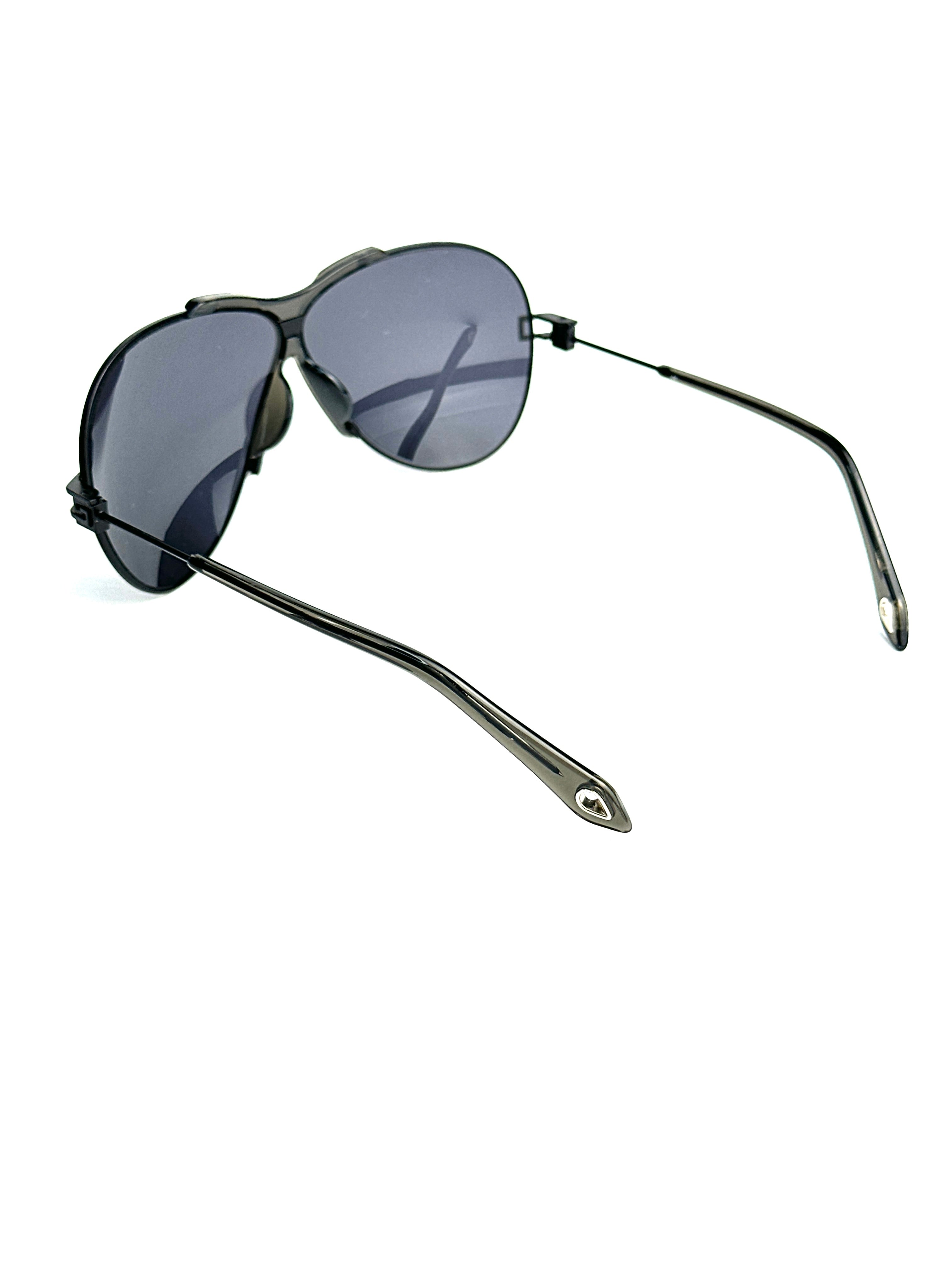 sunglasses GIVENCHY SGV880 09AJ