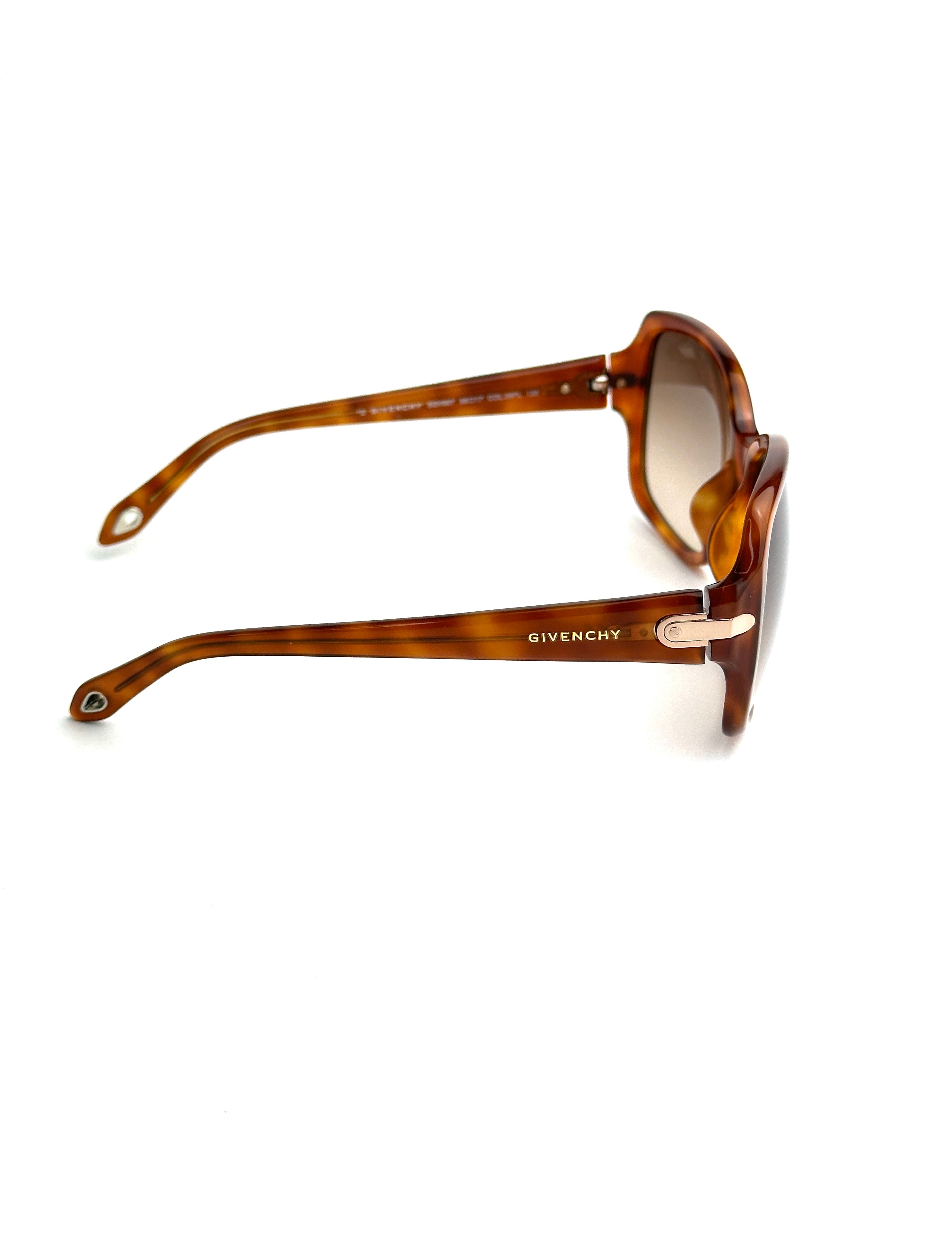 Occhiali da sole GIVENCHY SGV897