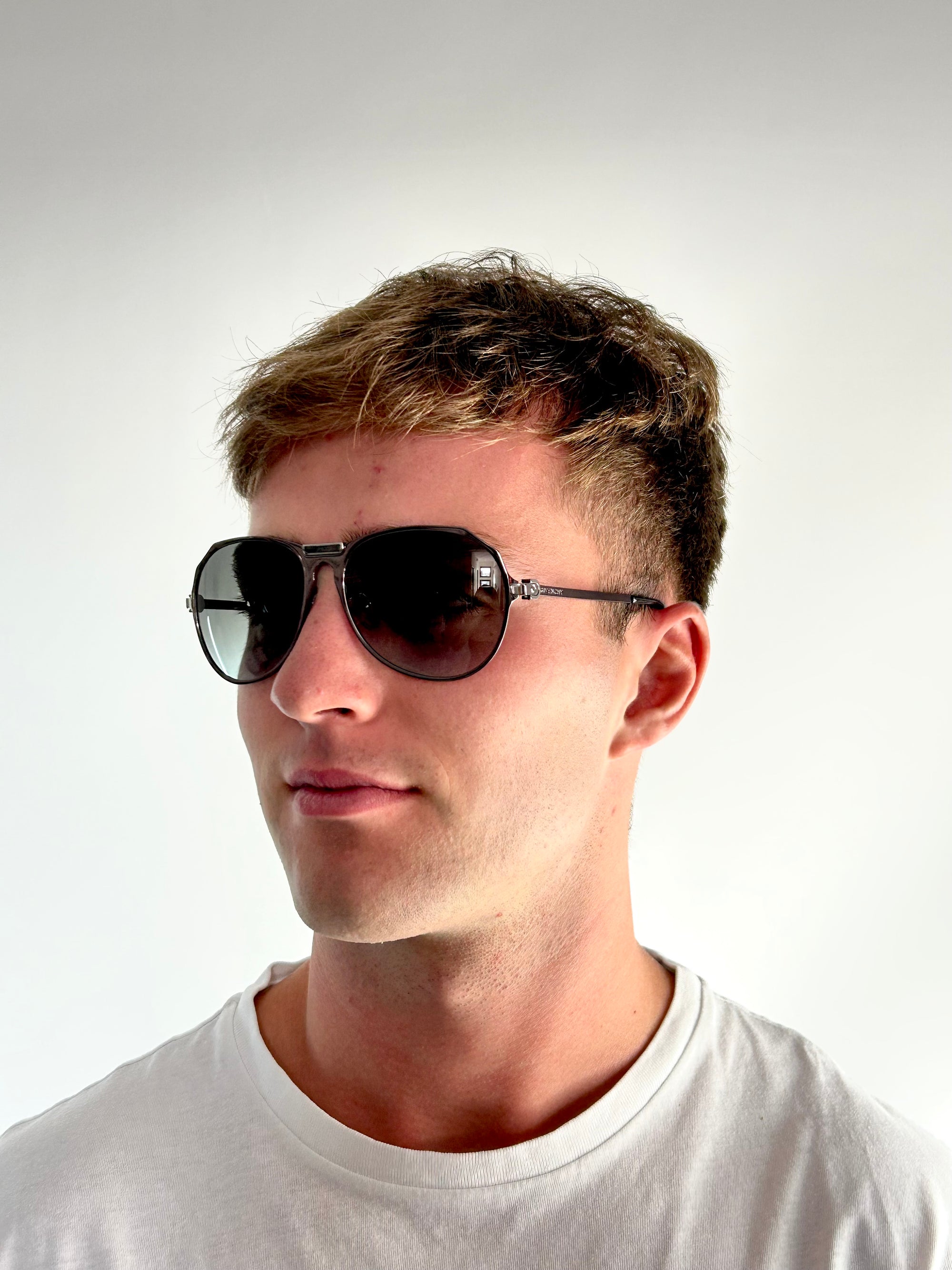 GIVENCHY SGVA11 0545 sunglasses
