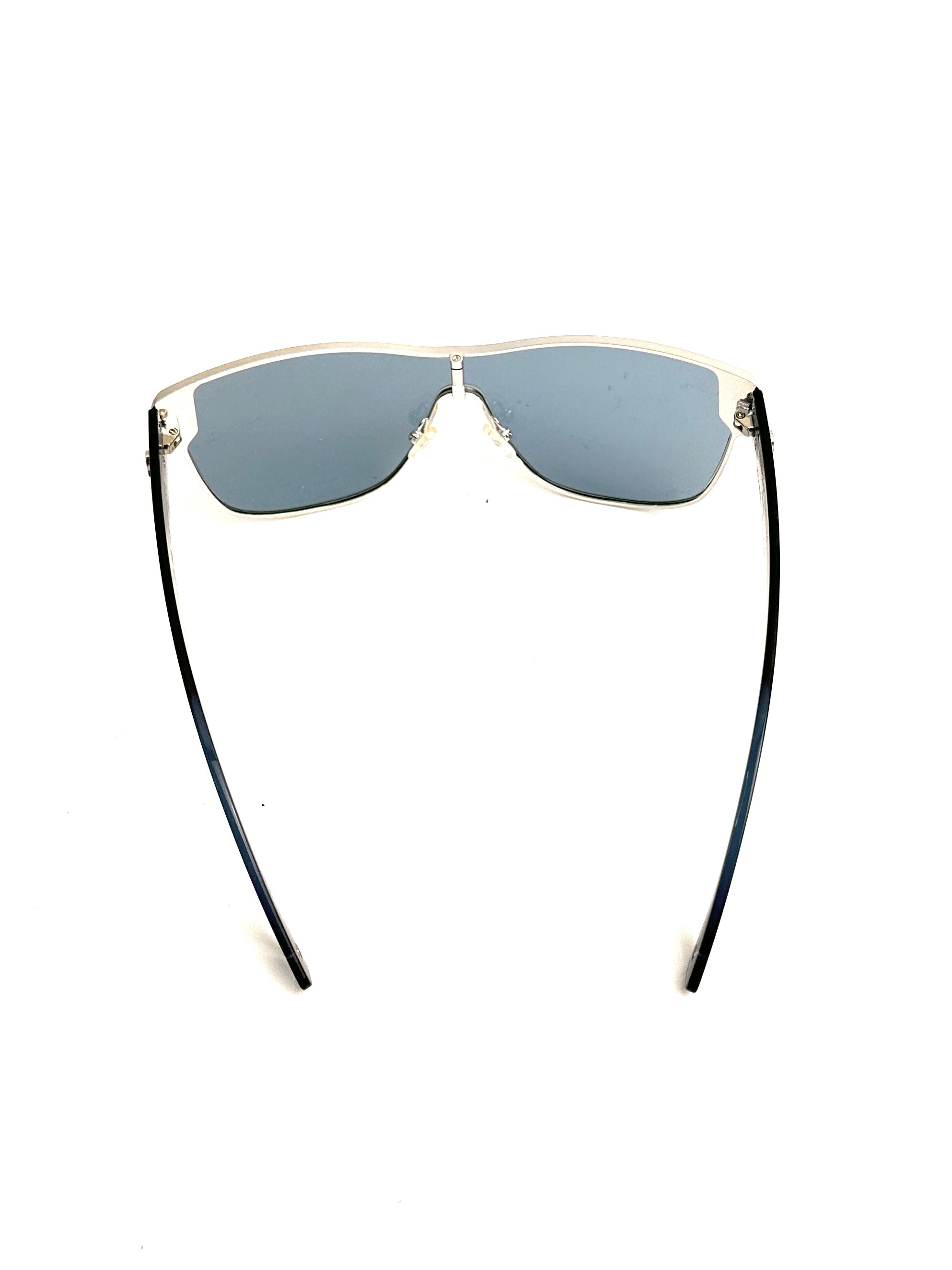 Occhiali da sole MONCLER X PHARREL WILLAMS MC522S05