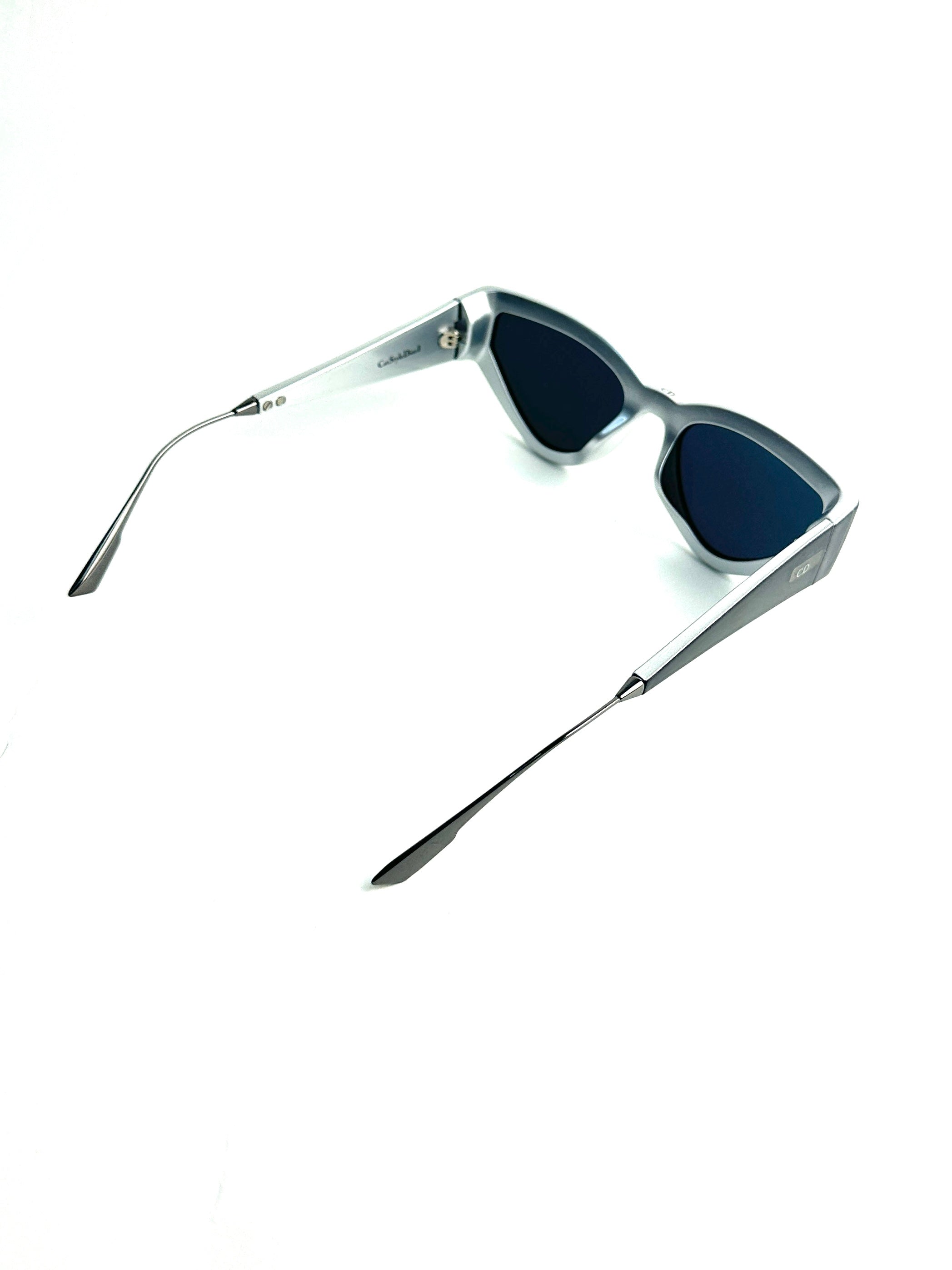 DIOR CATSTYLEDIOR2 KB7 2K GRIS