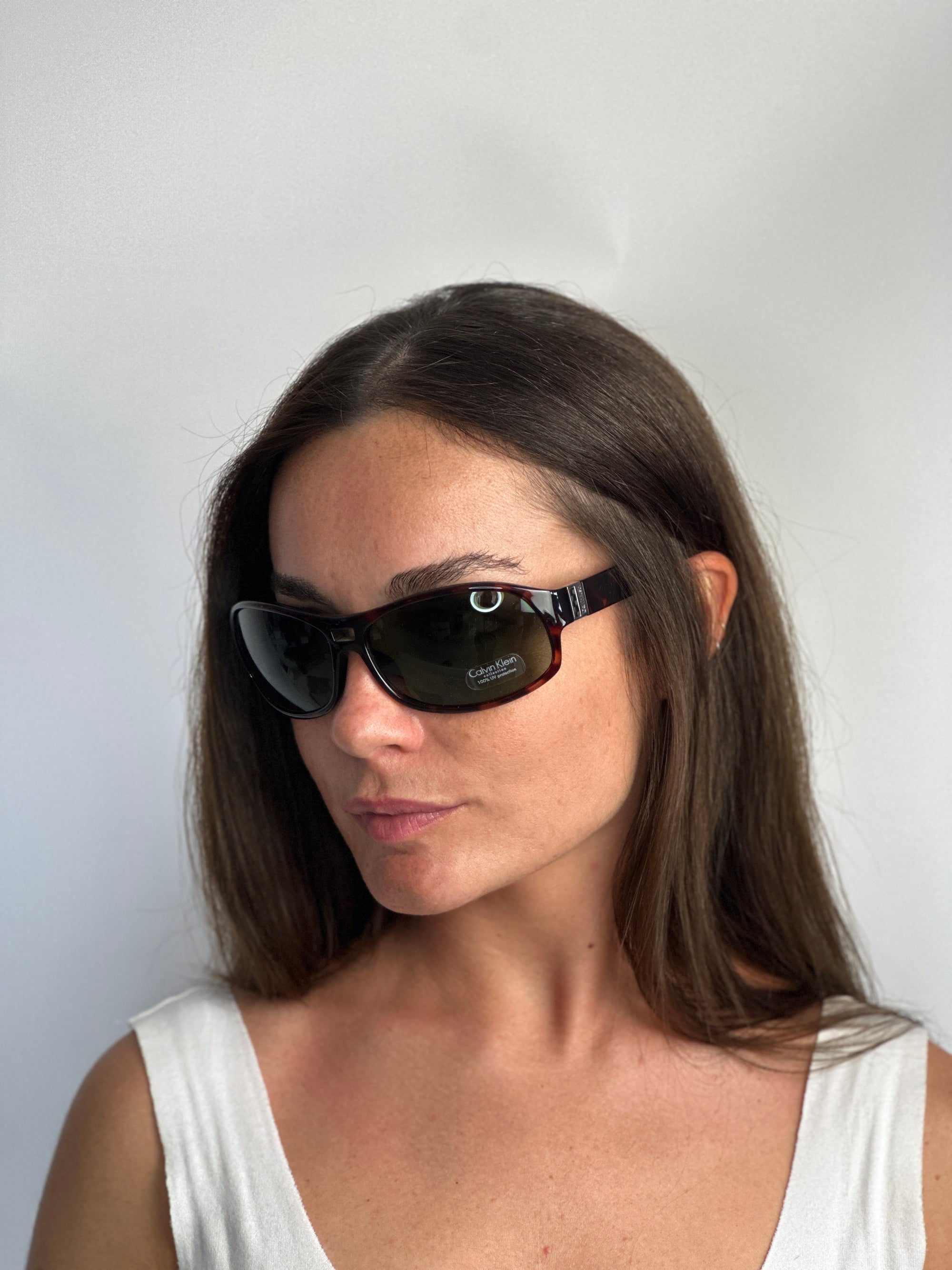 CALVIN KLEIN 849S