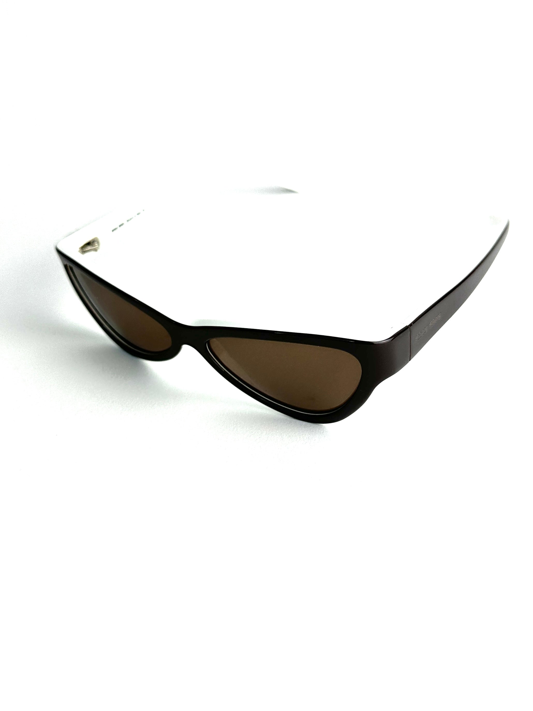 Occhiali da sole MIU MIU SMU09A