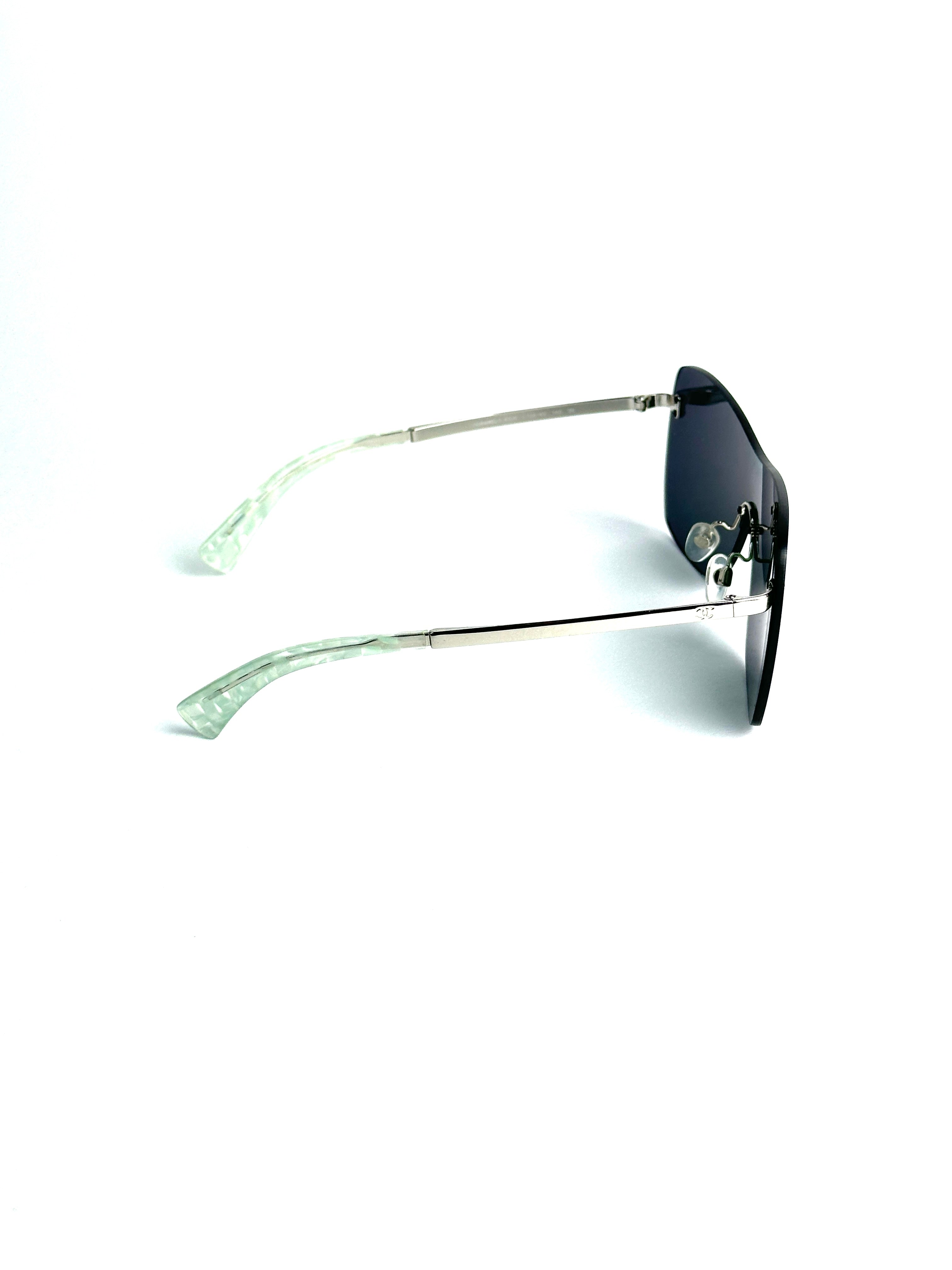 Occhiali da sole CHANEL 4215