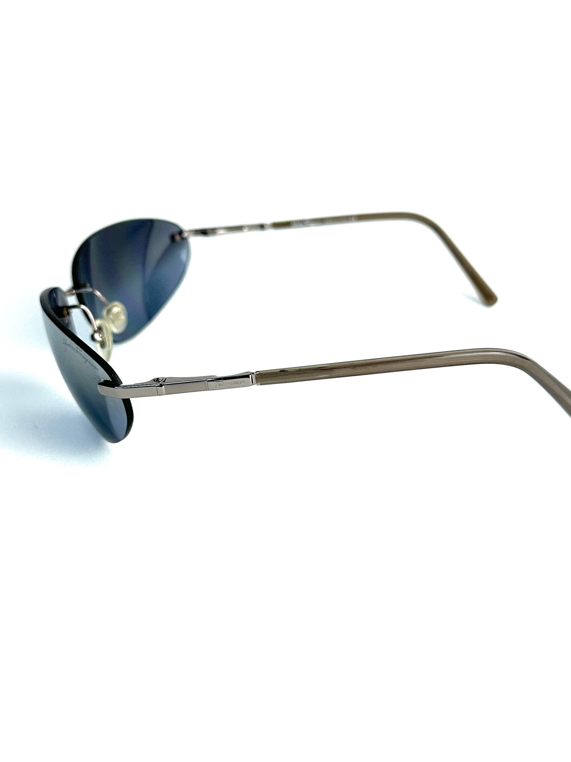 Occhiali da sole FERRAGAMO 1044