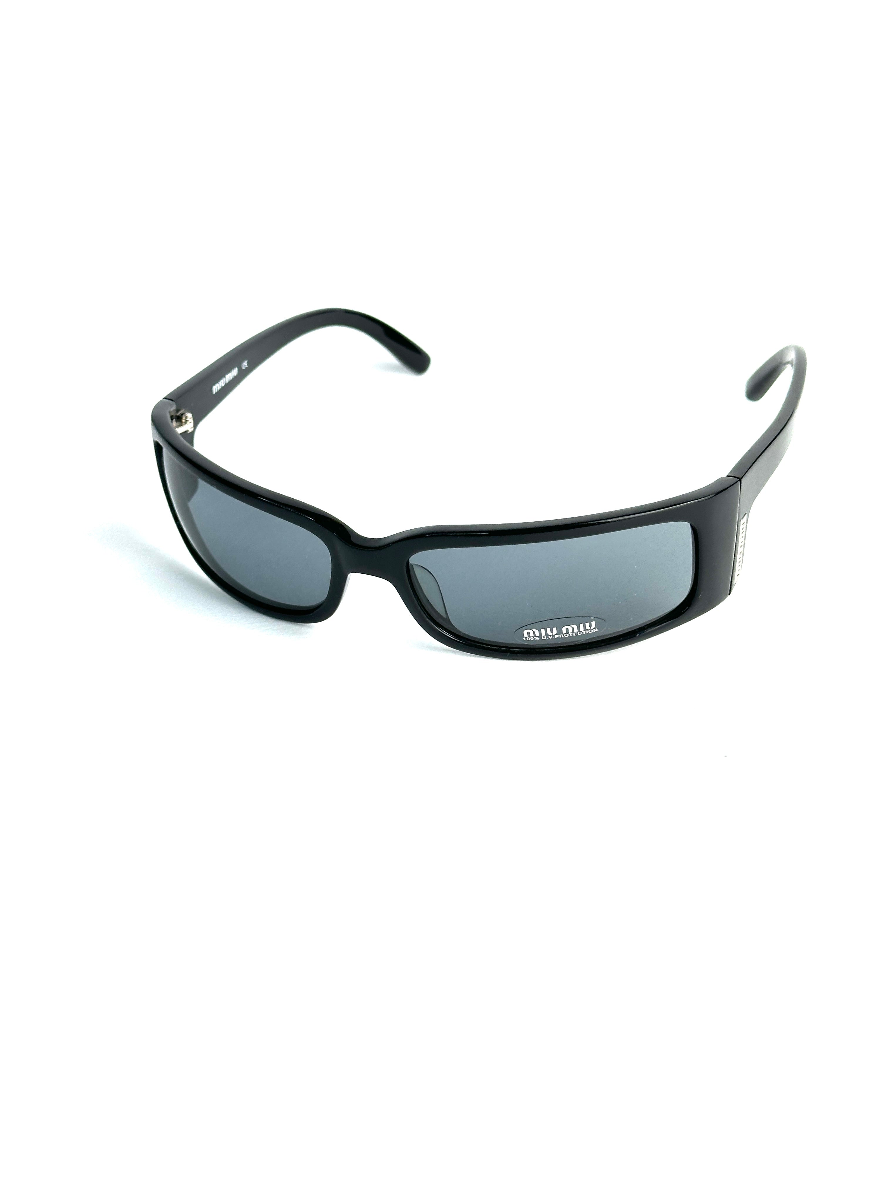 Occhiali da sole MIU MIU SMU04E