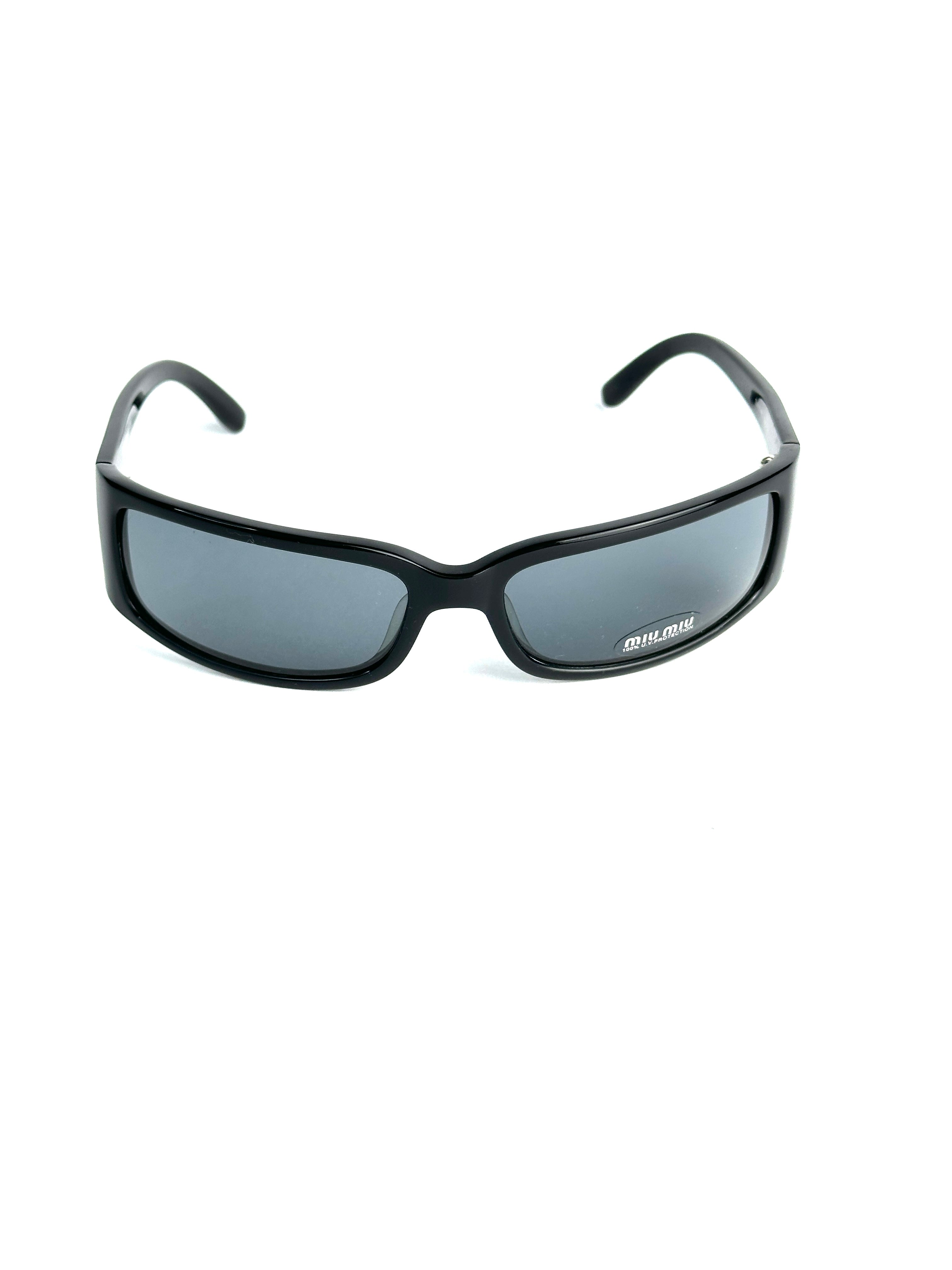 Occhiali da sole MIU MIU SMU04E