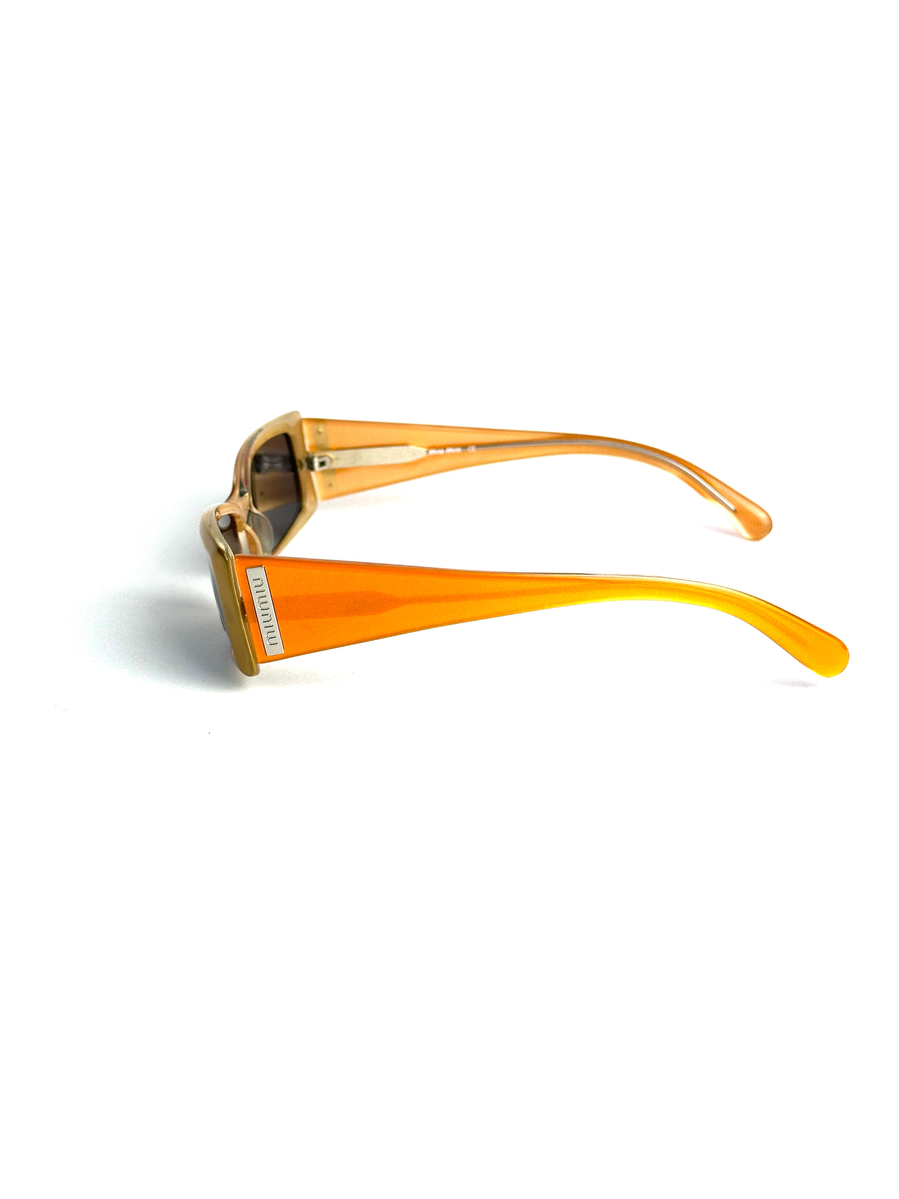 Occhiali da sole MIU MIU SMU03D