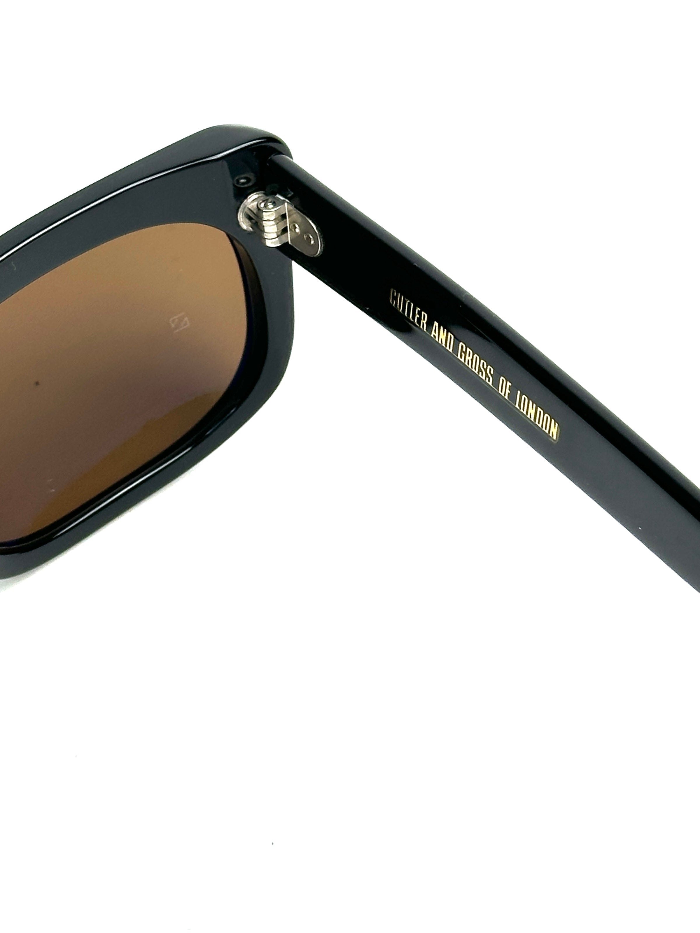 Occhiali da sole CUTLER AND GROSS M0884 nero