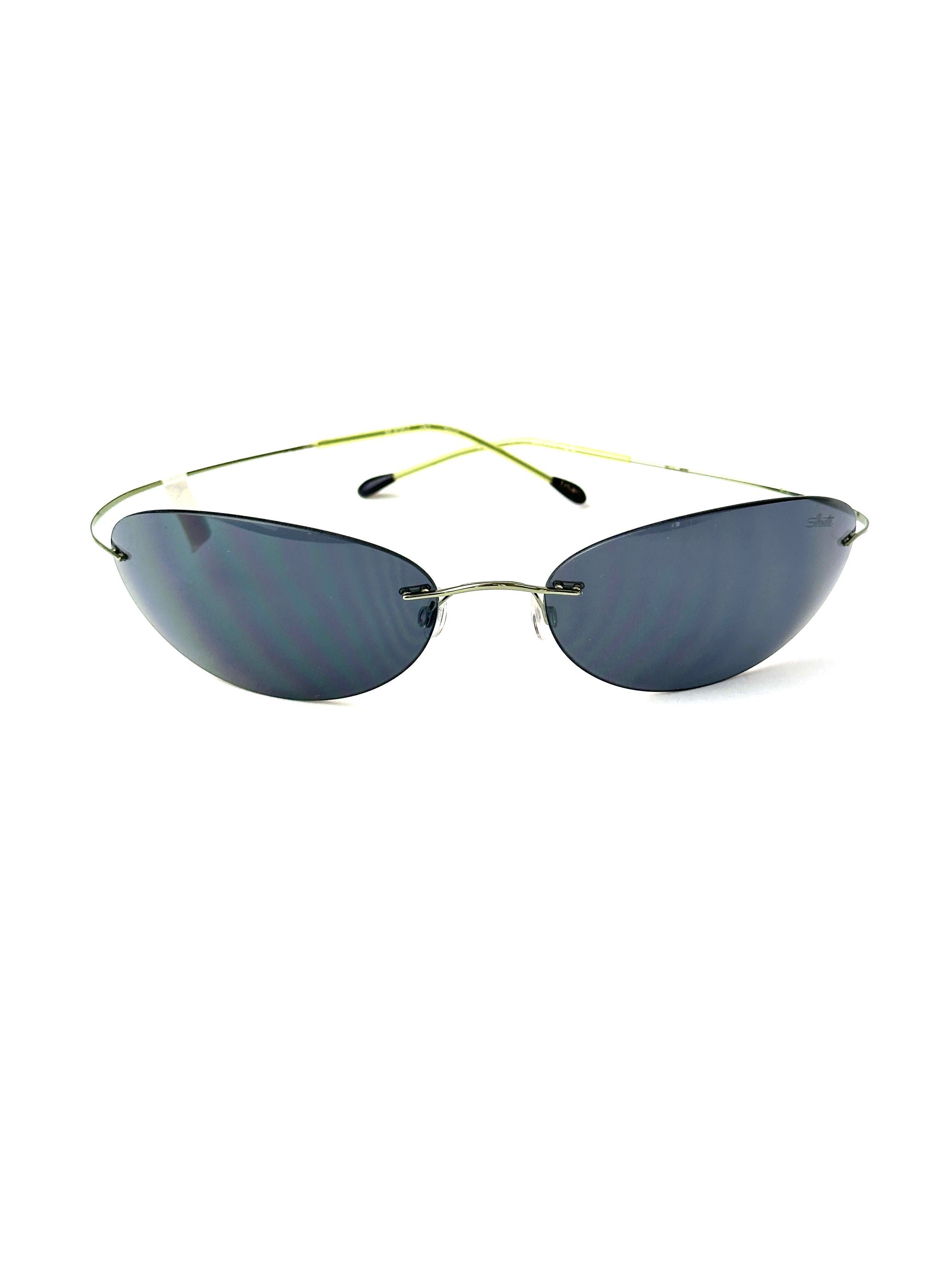 SILHOUETTE M8563