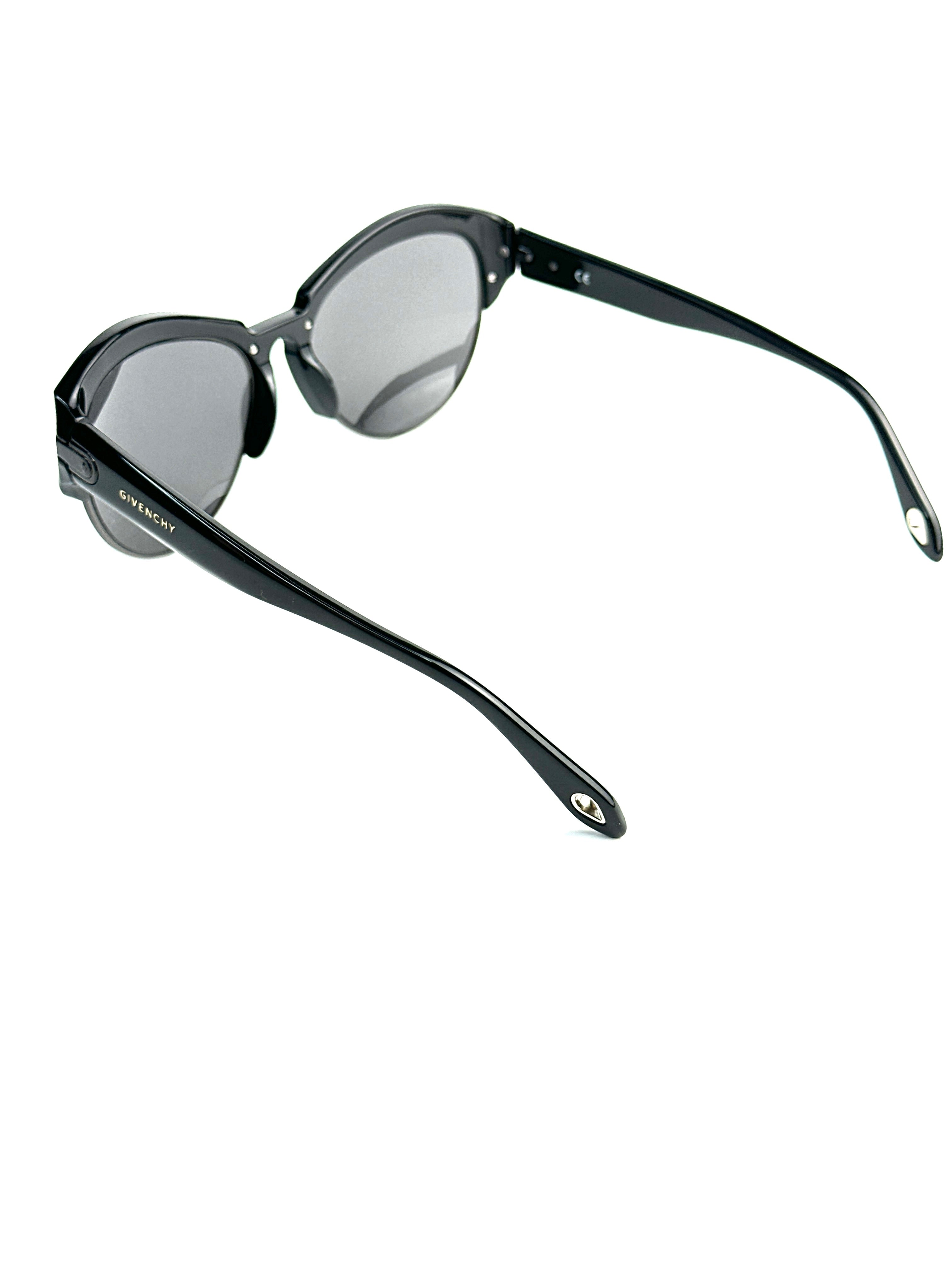 sunglasses GIVENCHY SGV880 09AJ