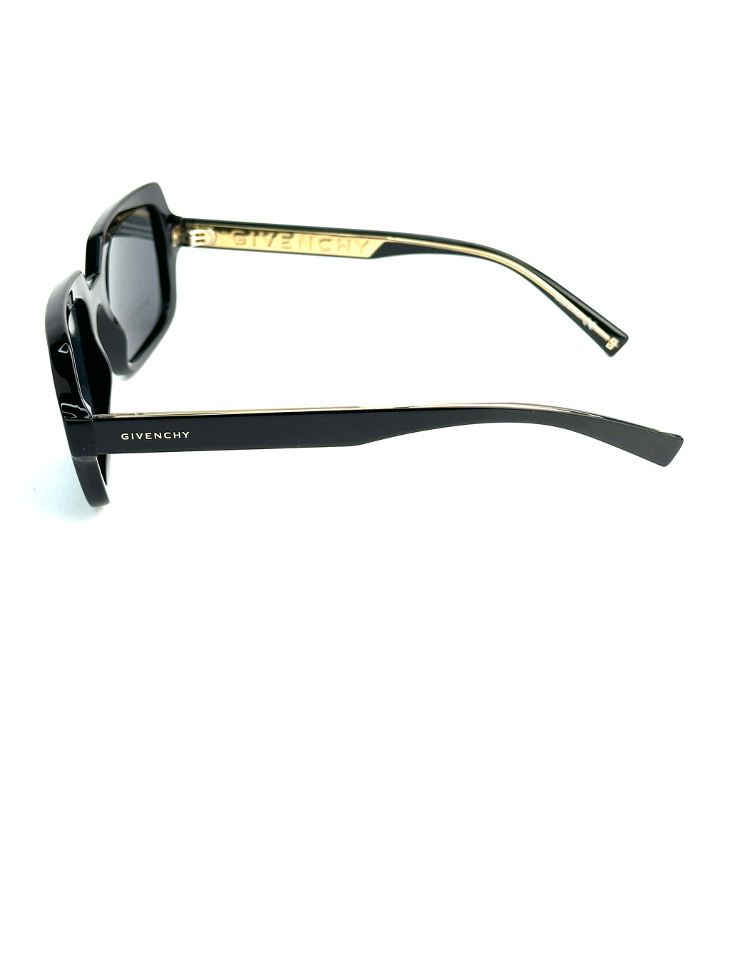 sunglasses GIVENCHY SGV880 09AJ