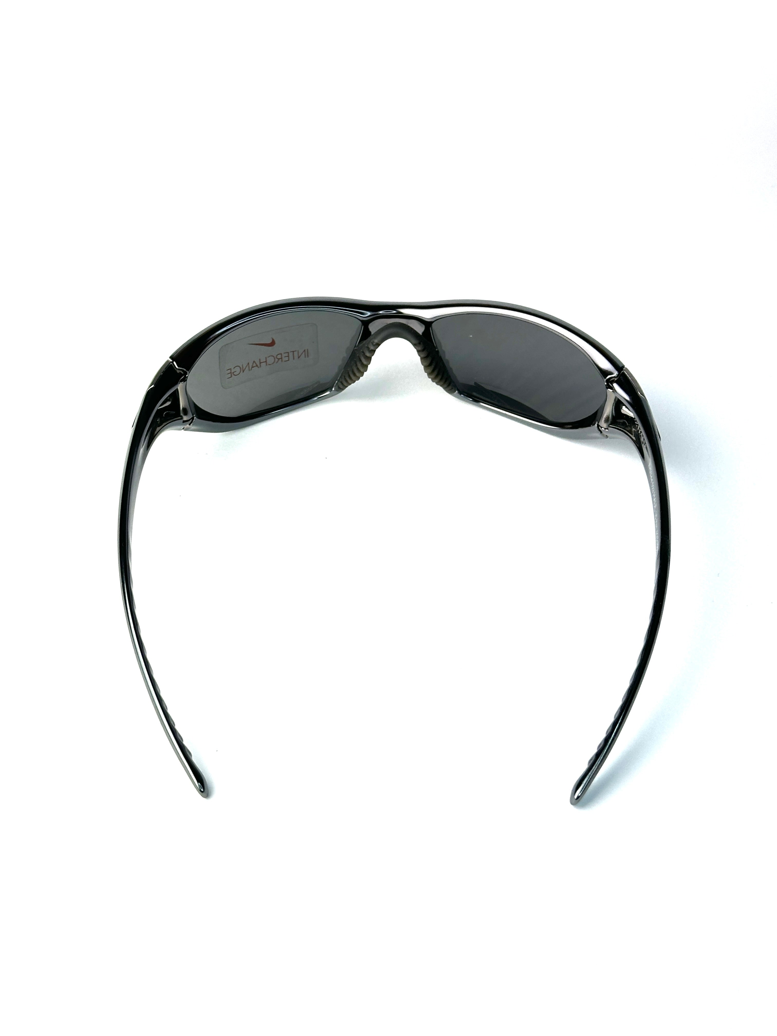 Occhiali da sole NIKE HAUL VINTAGE EV0334