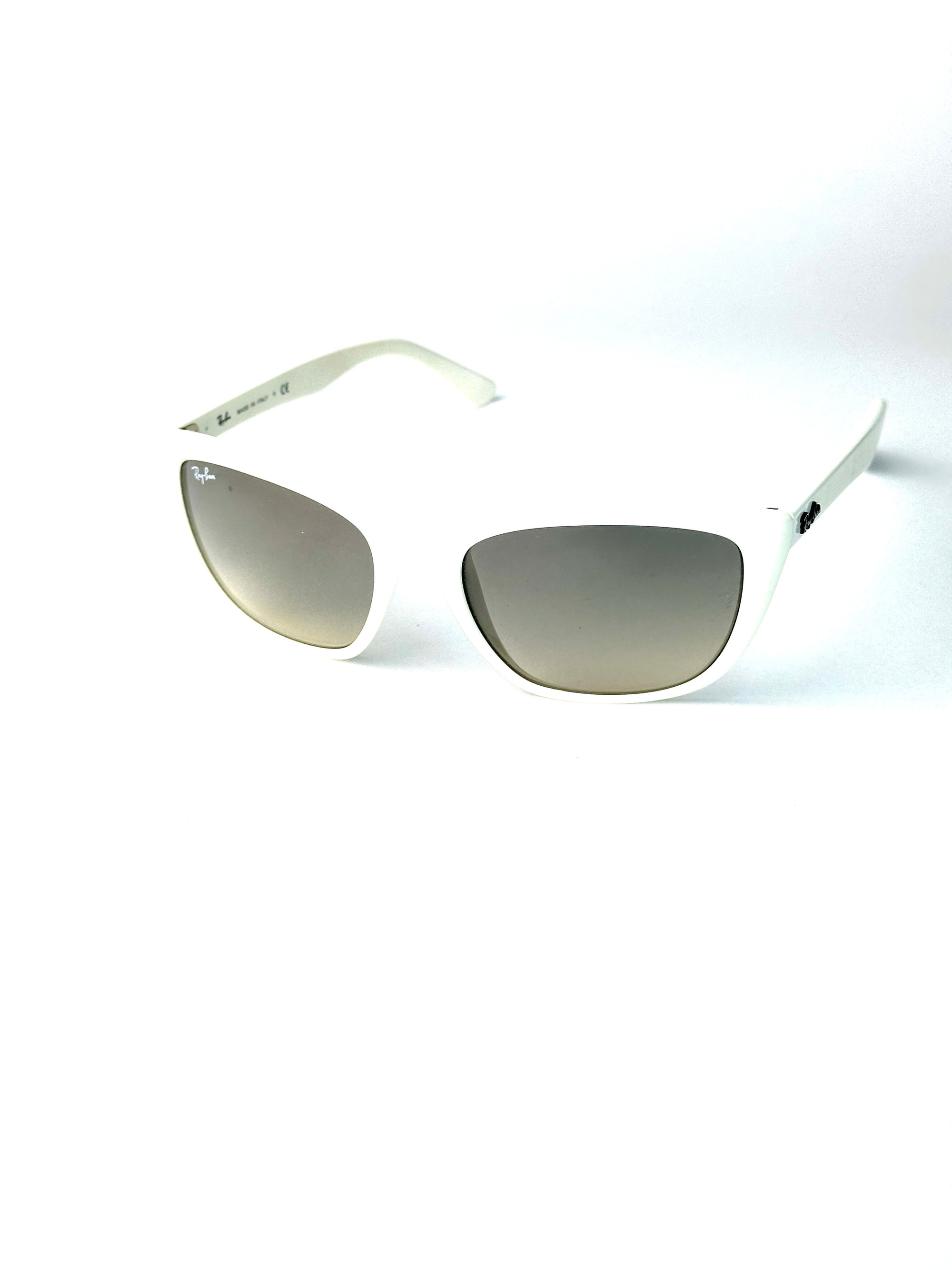 RAY-BAN RB4154