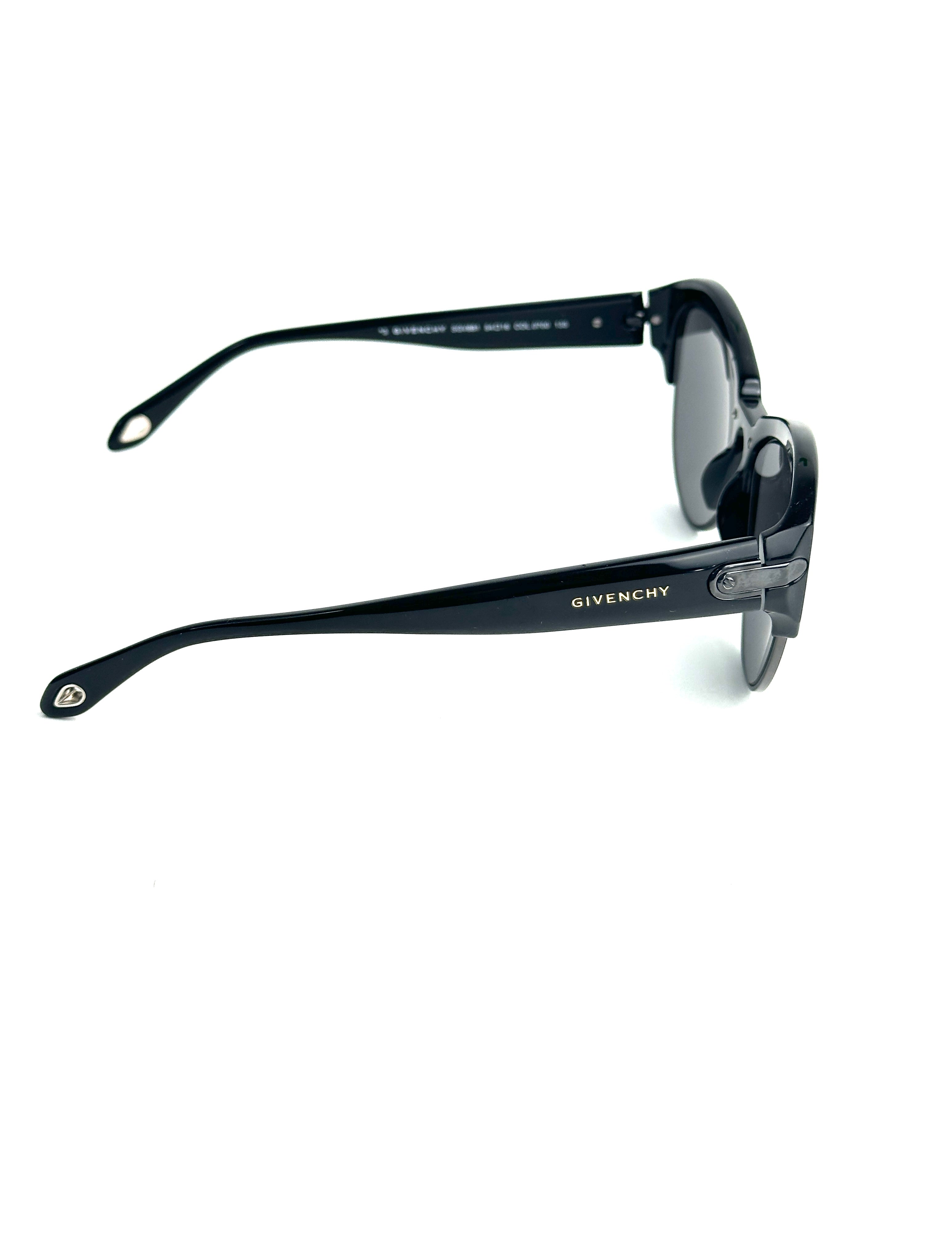 GIVENCHY SGV881 sunglasses