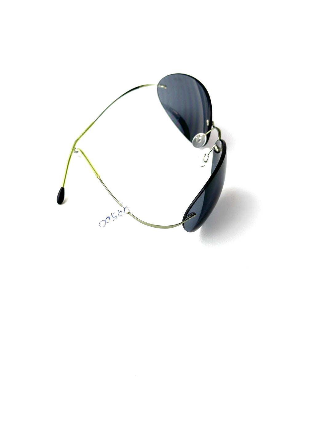 SILHOUETTE M8563