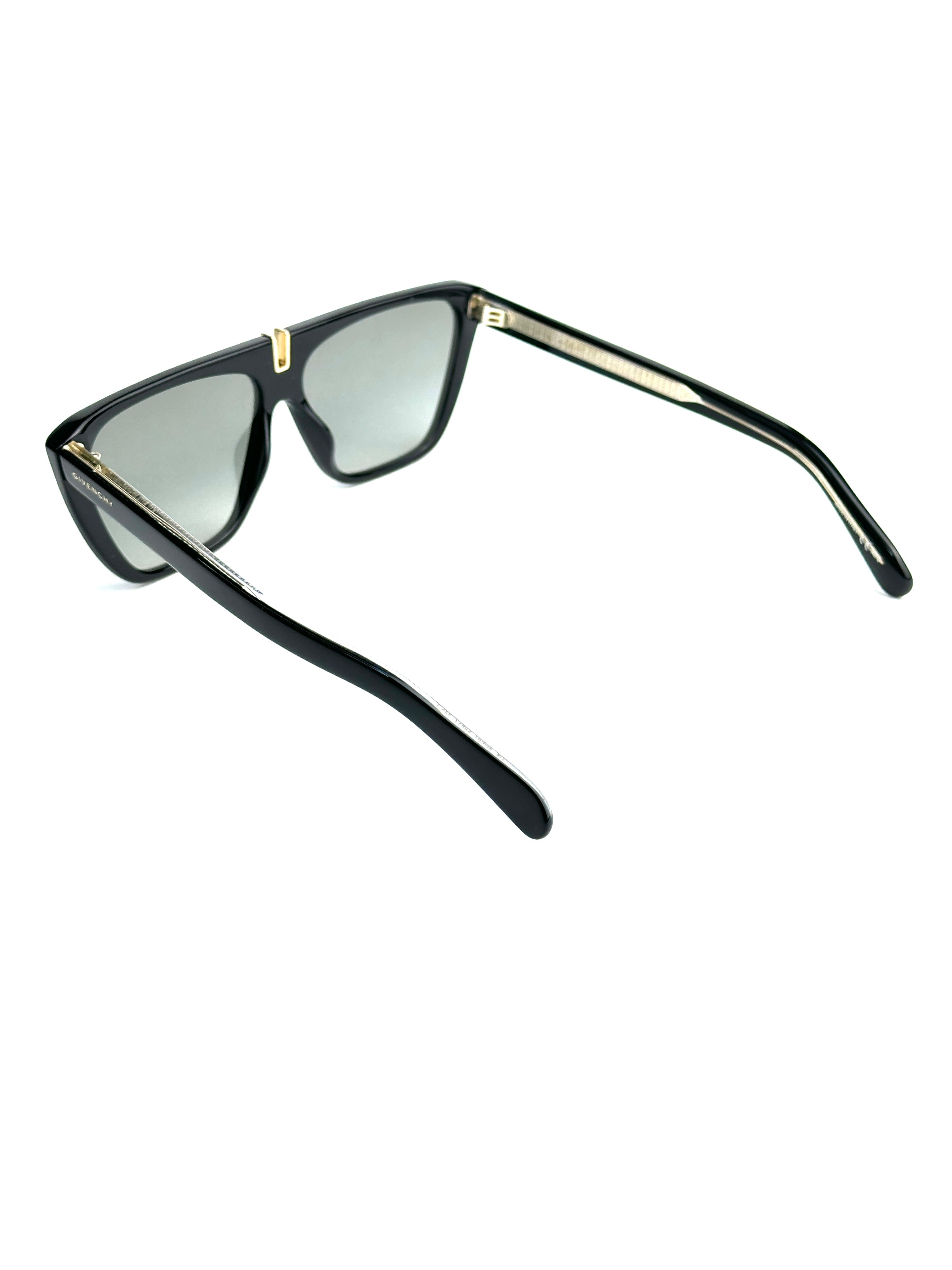 sunglasses GIVENCHY SGV880 09AJ