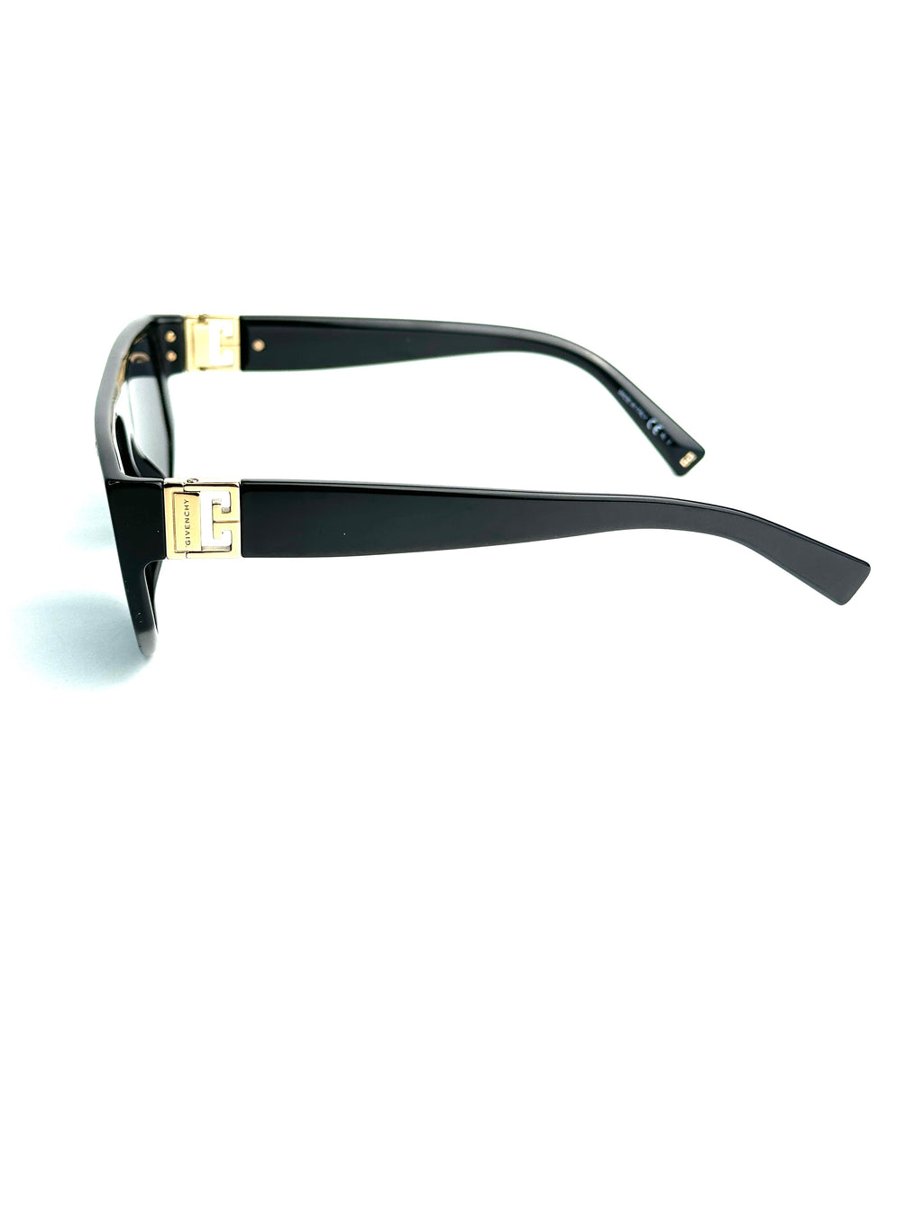 sunglasses GIVENCHY SGV880 09AJ