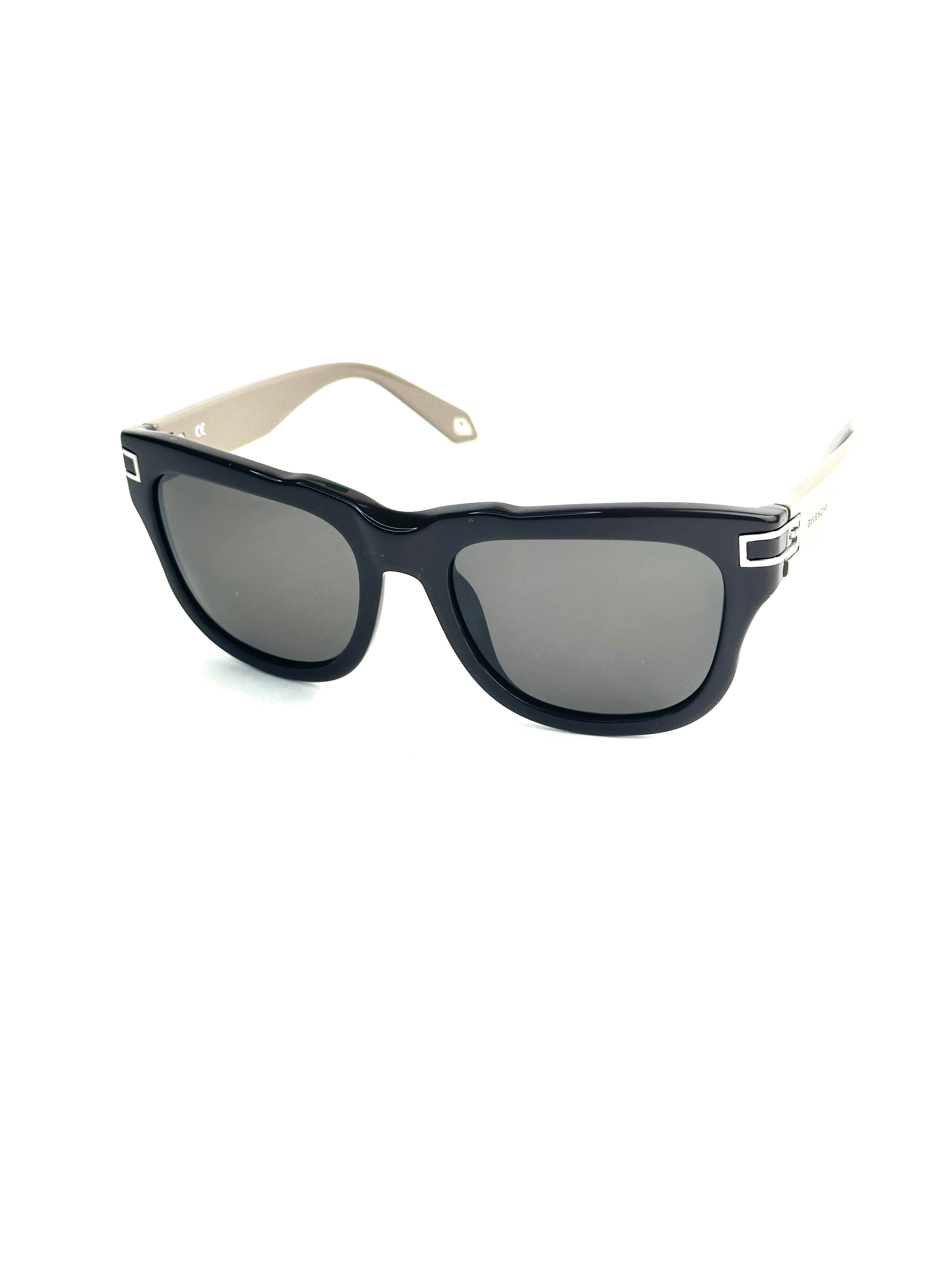 Occhiali da sole GIVENCHY SGV886 06XK