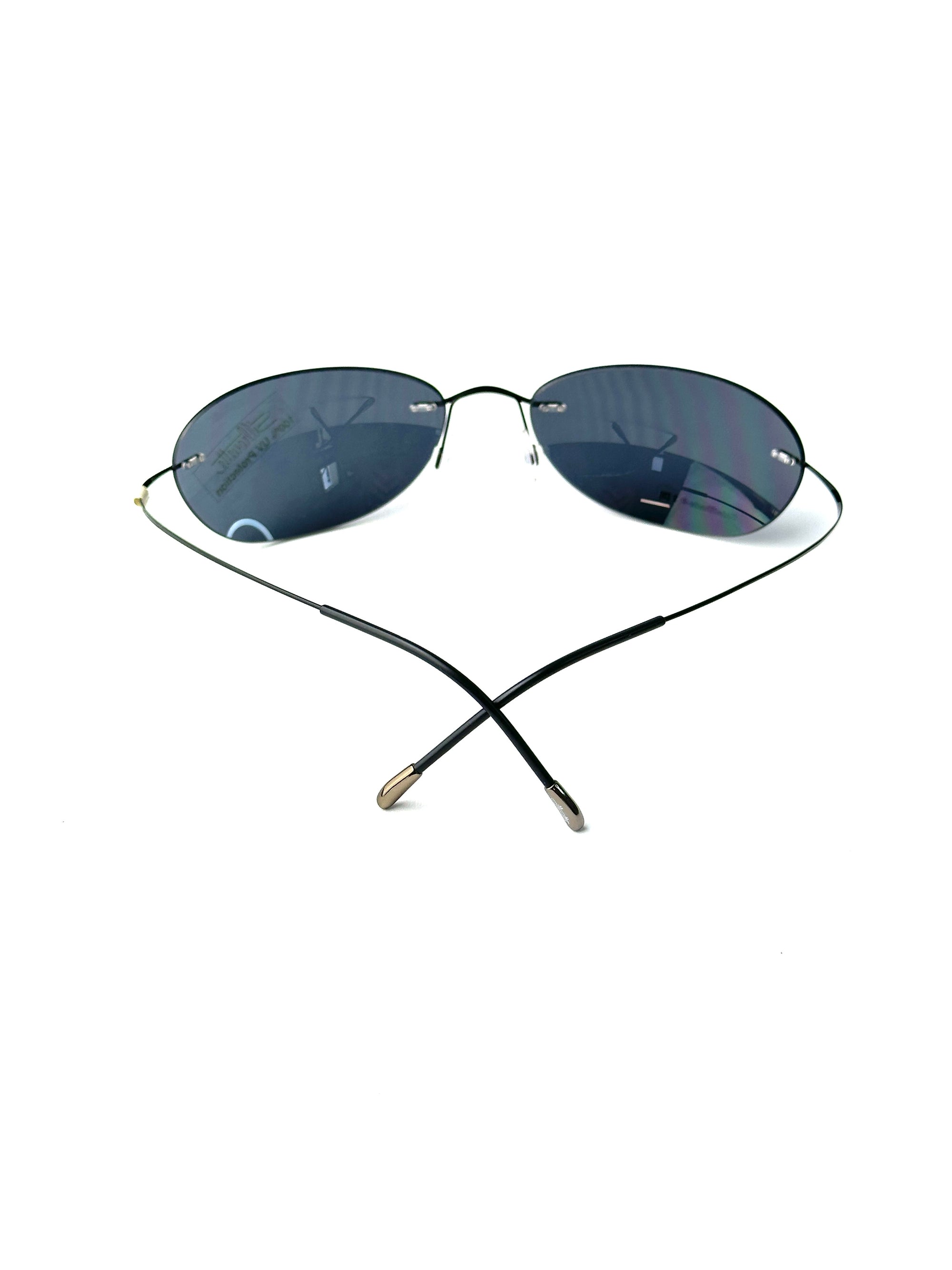 SILHOUETTE M8067