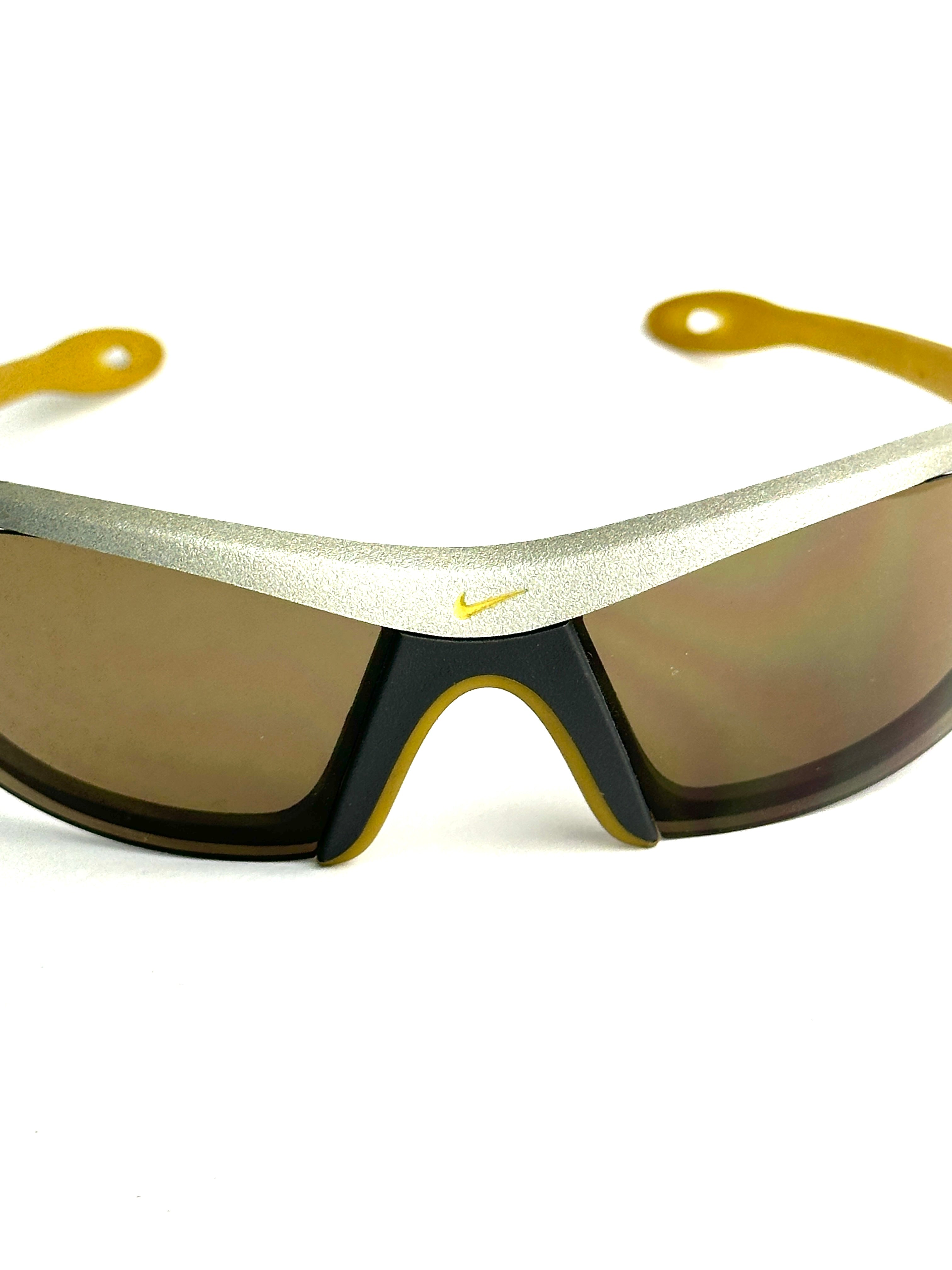 Occhiali da sole NIKE RV8 VINTAGE 1997