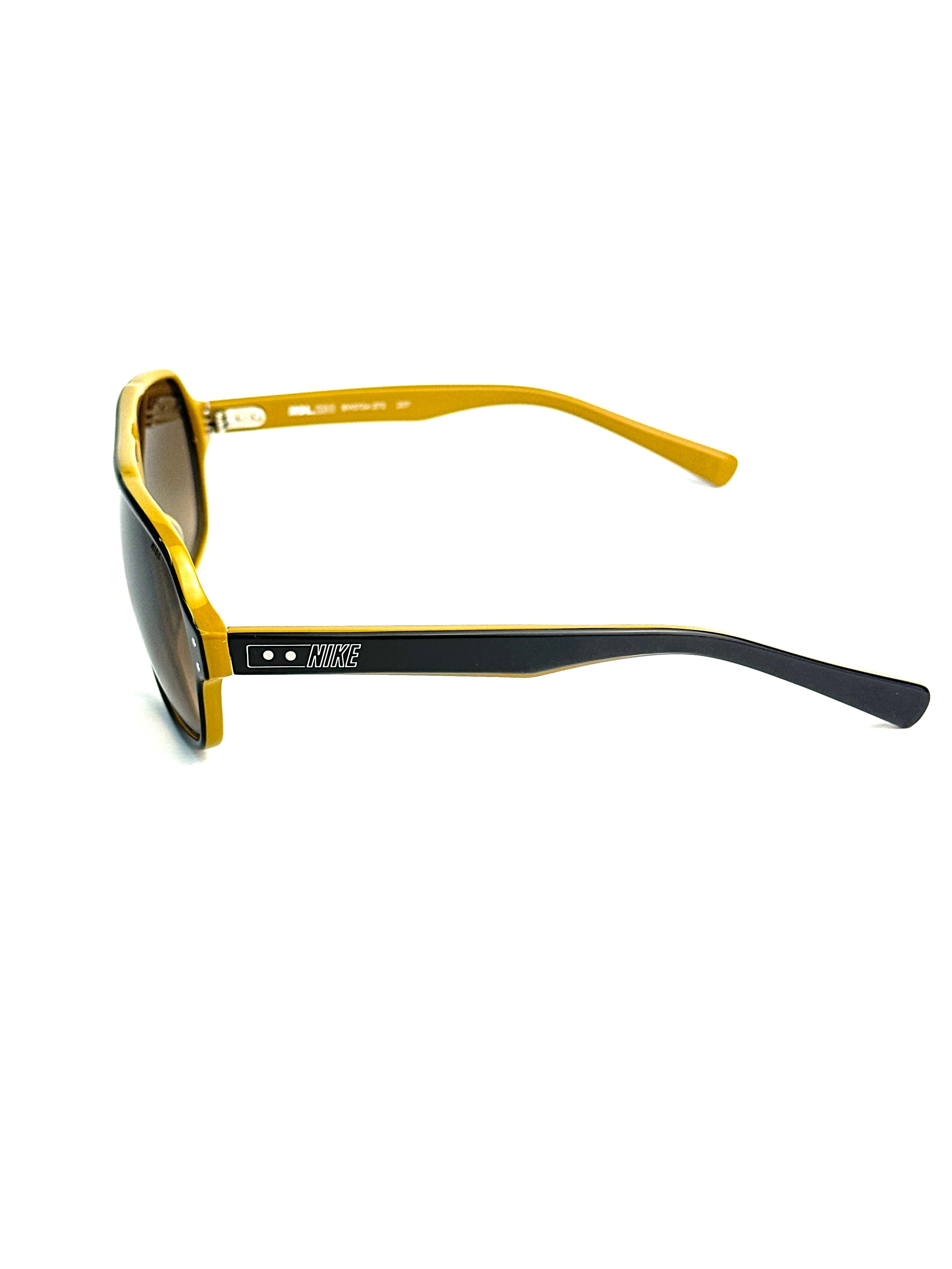 Occhiali da sole NIKE MDL. 230