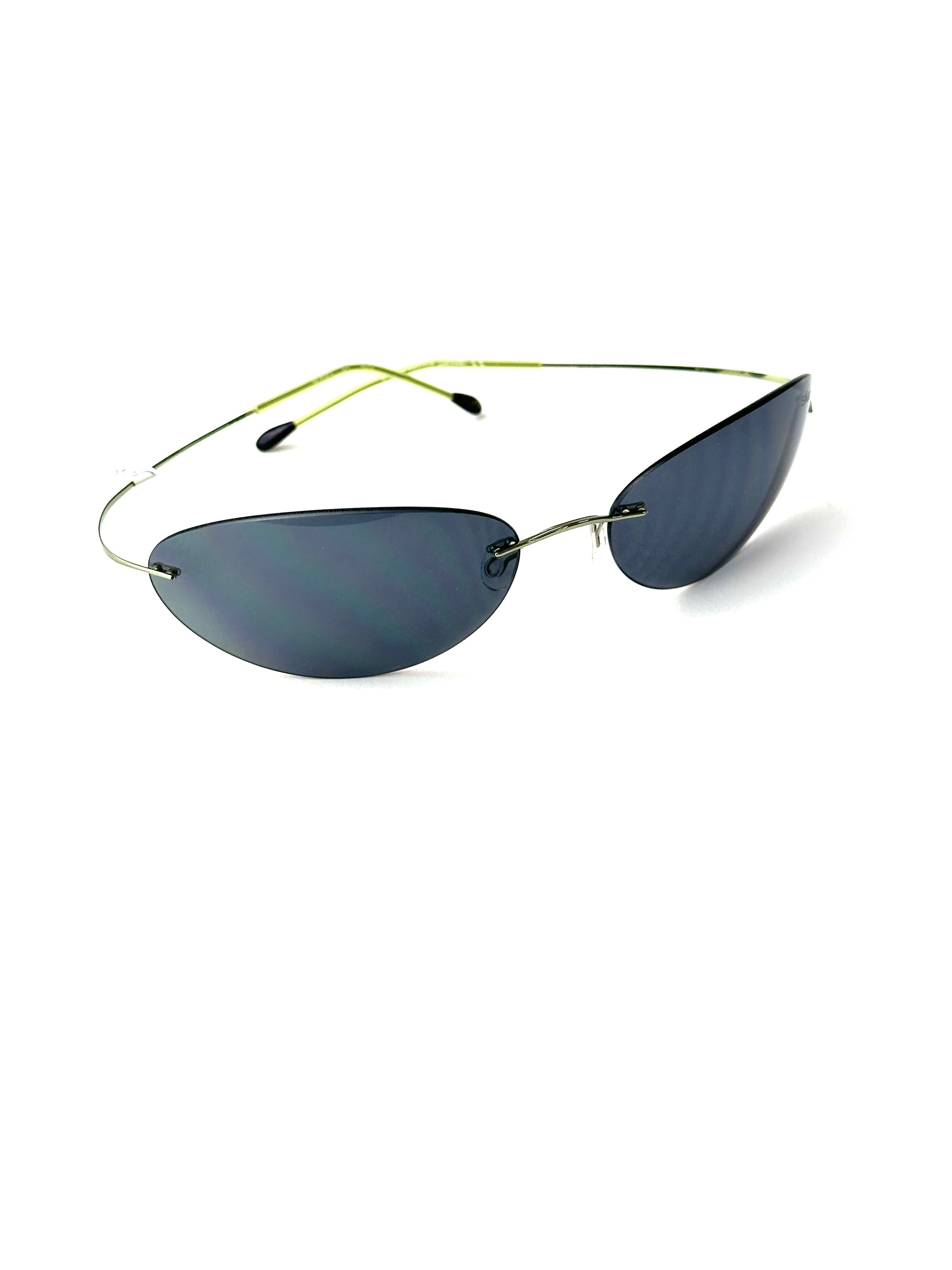 SILHOUETTE M8563