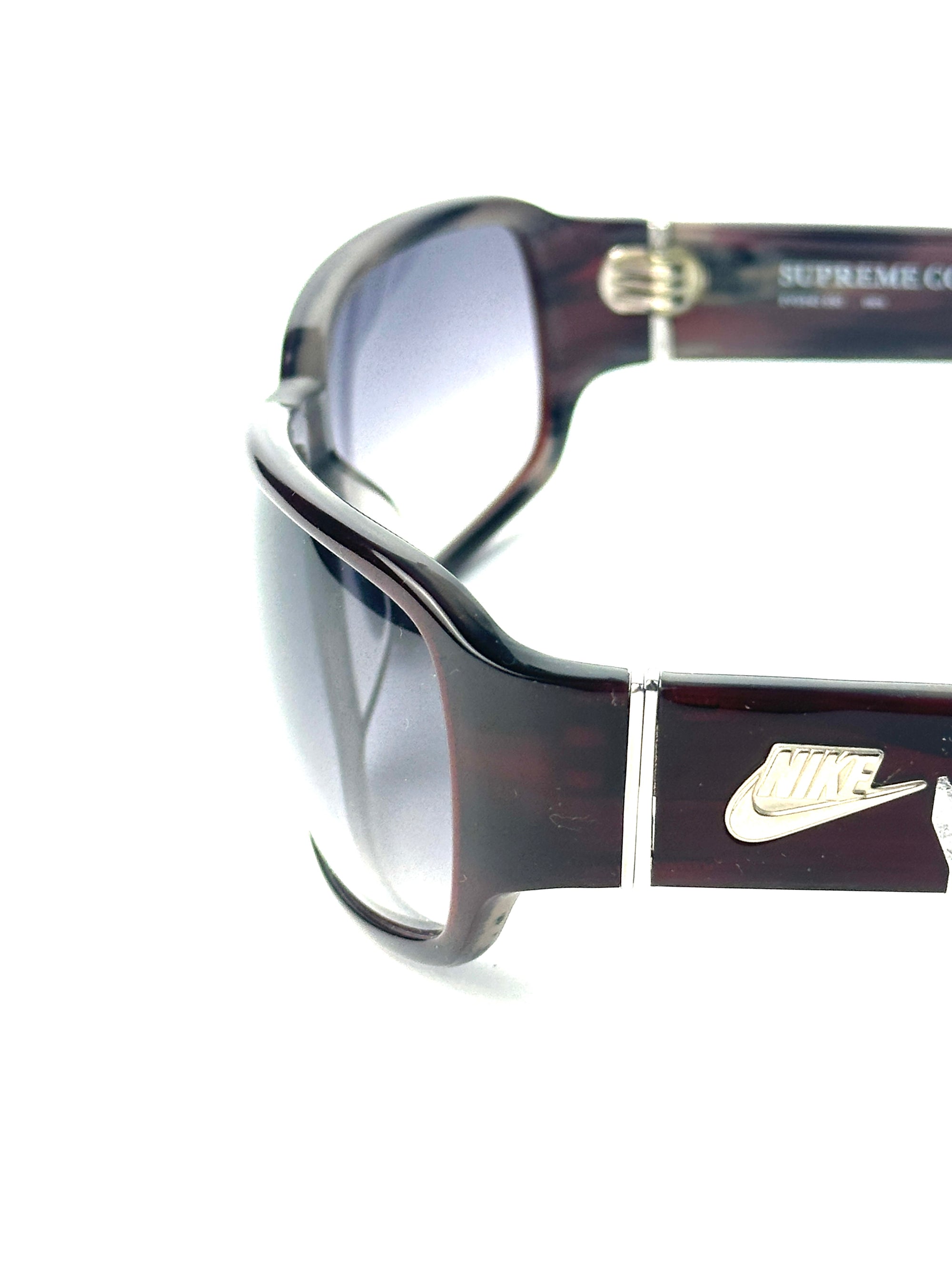 Occhiali da sole NIKE SUPREME COURT EV0340