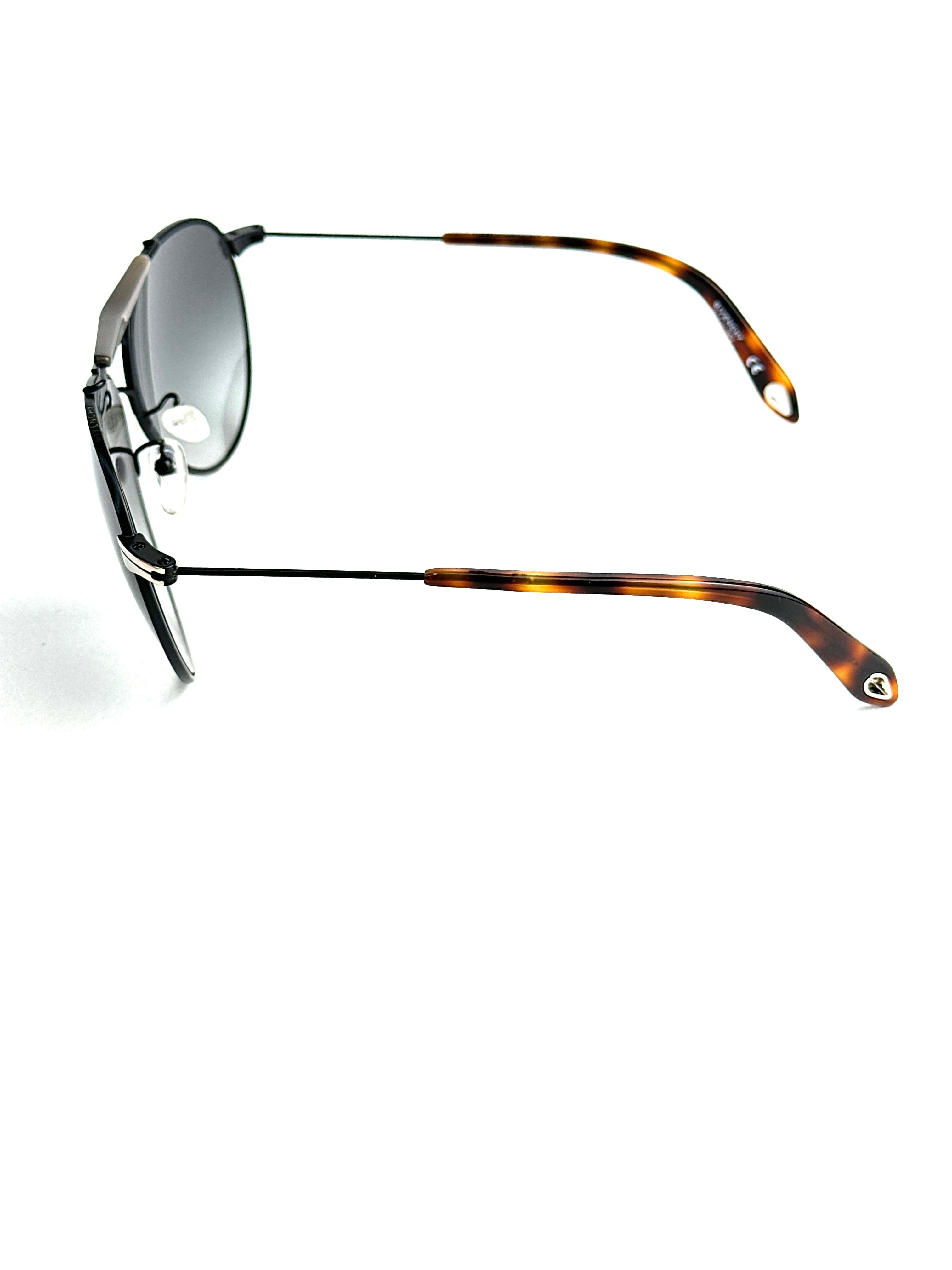 sunglasses GIVENCHY SGV880 09AJ