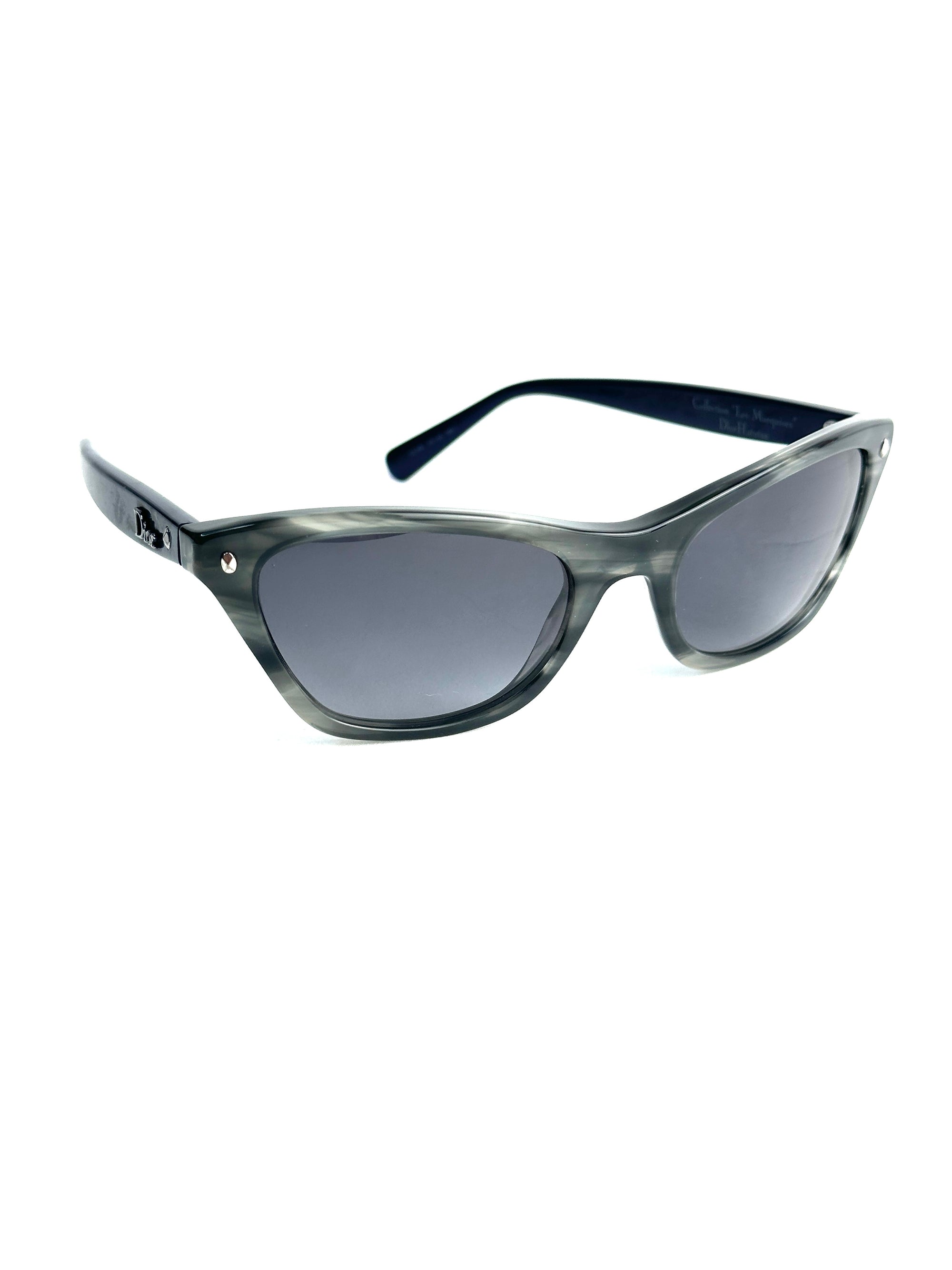 DIOR Diorhatutaa E2J/HD STRPGREY sunglasses