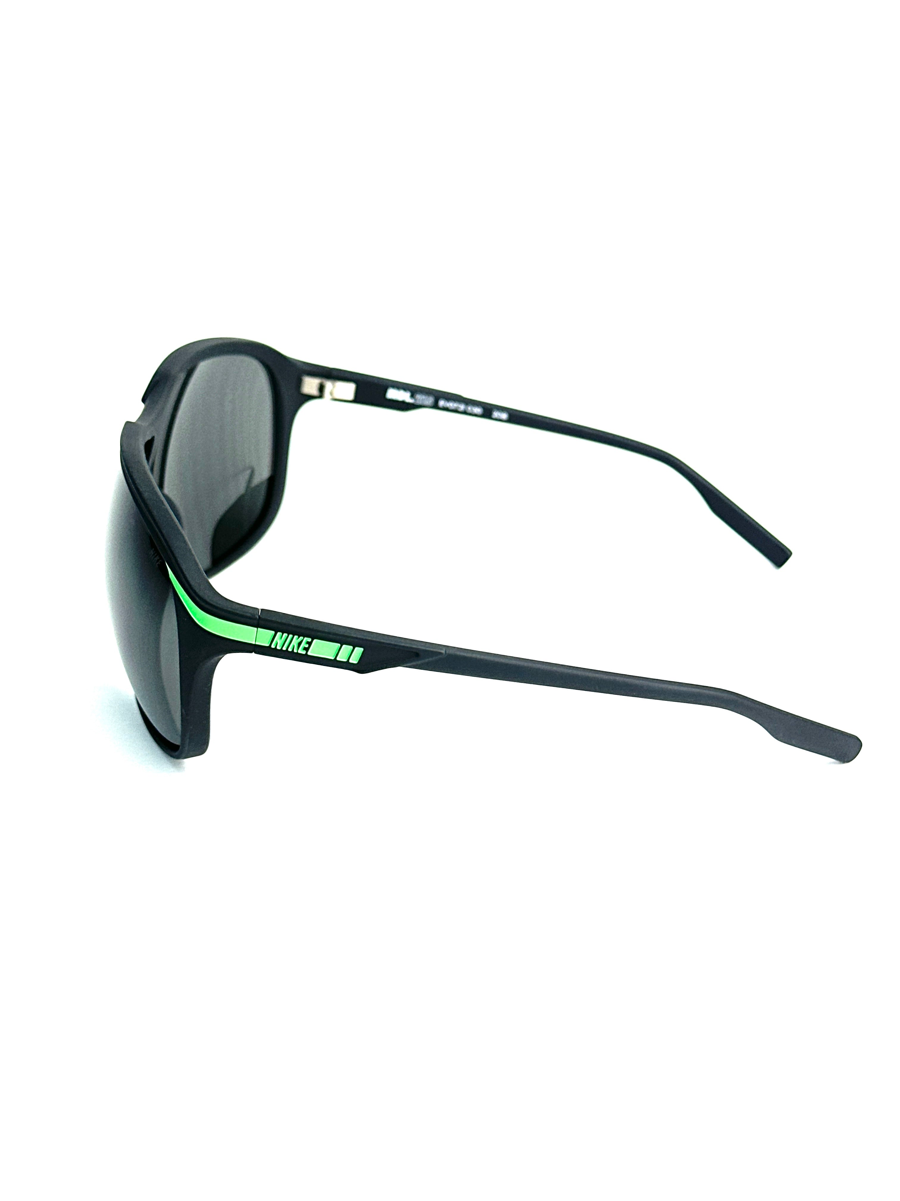 Occhiali da sole NIKE MDL 215