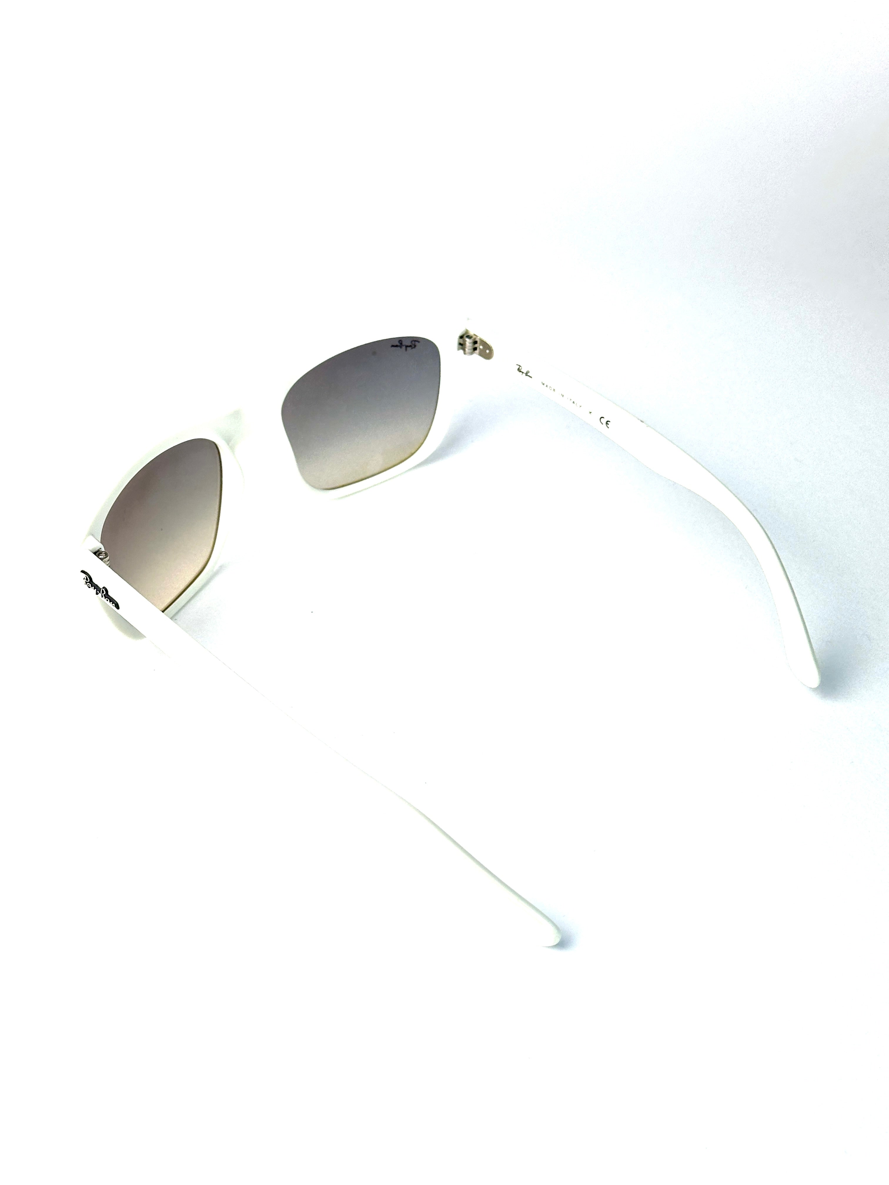 Occhiali da sole RAY-BAN RB4154