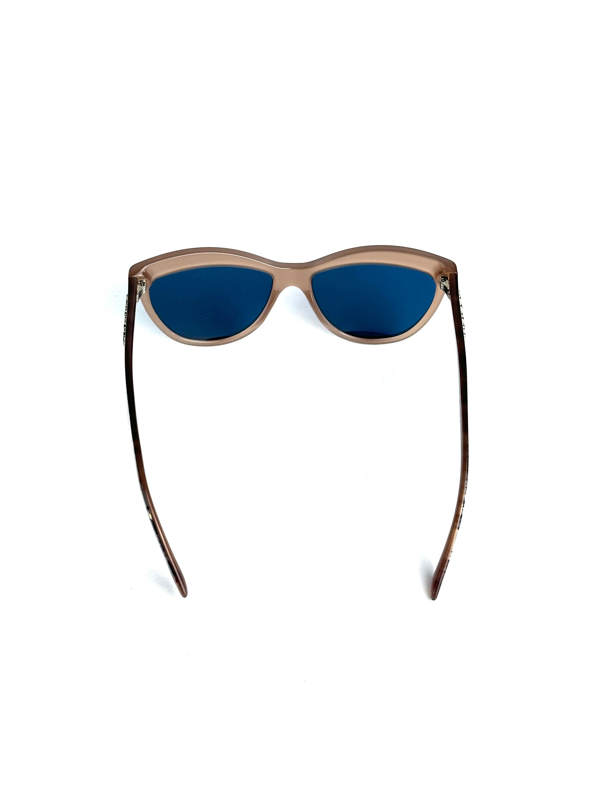 BURBERRY B4267