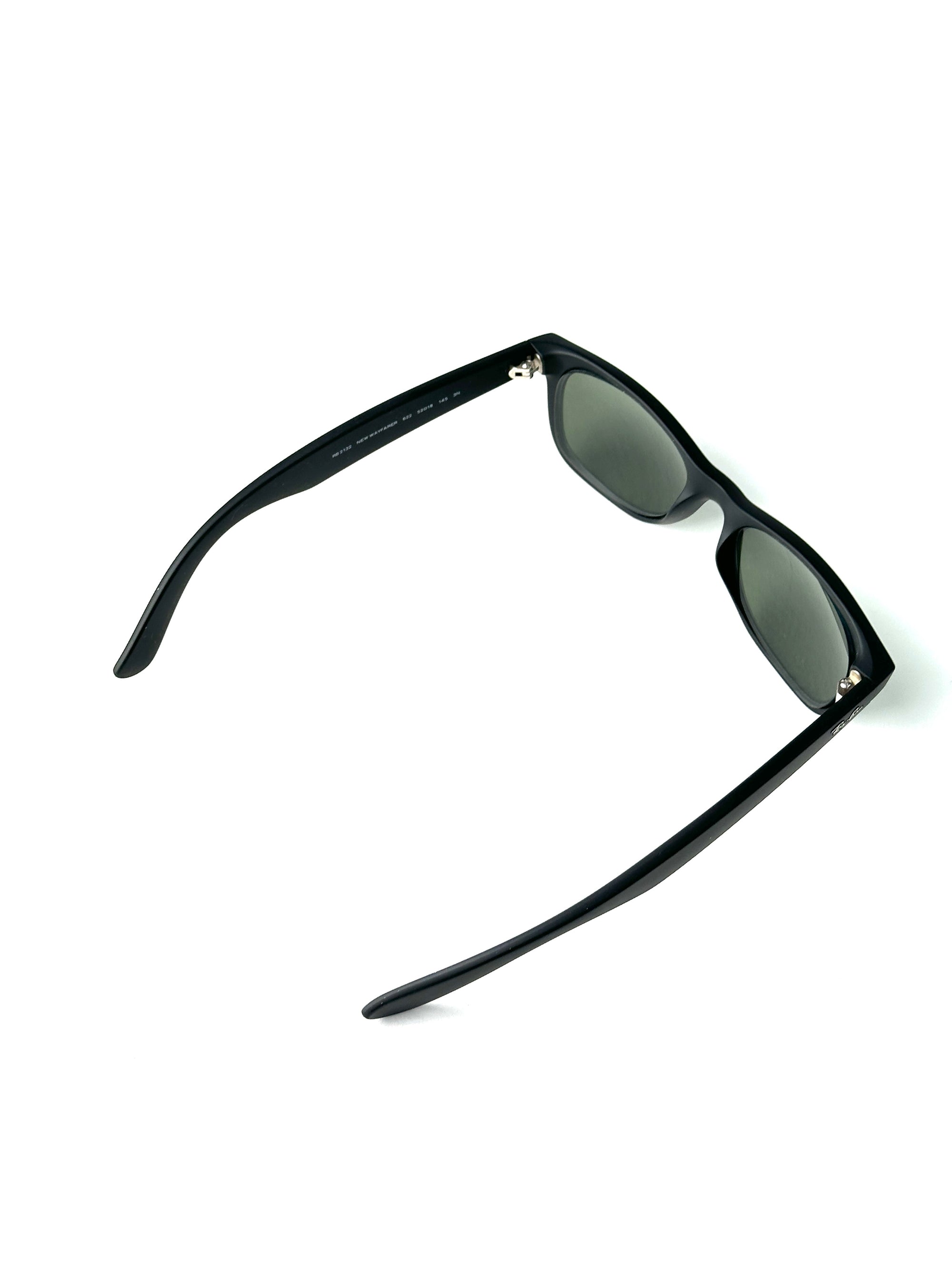 RAY-BAN NEW WAYFARER RB2131