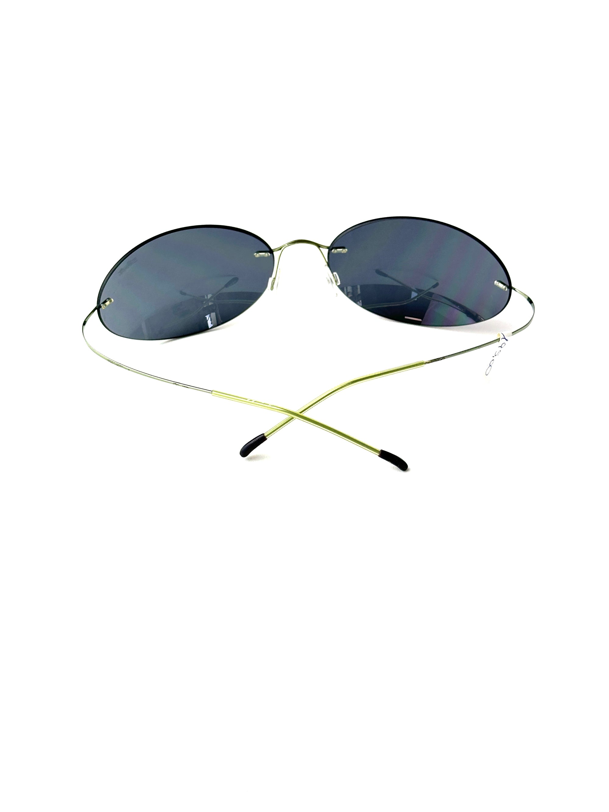 SILHOUETTE M8563
