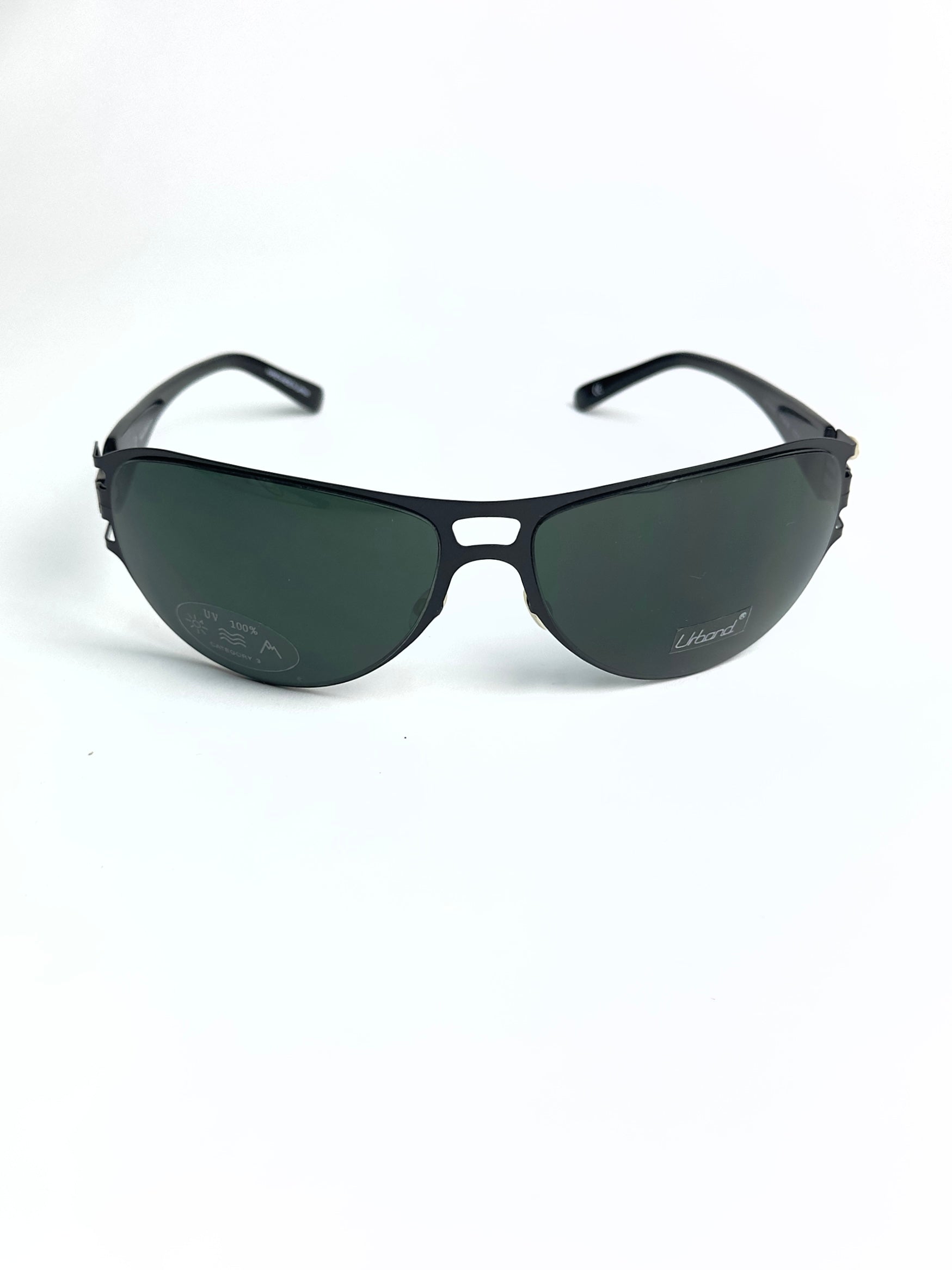 URBAND TITANIUM