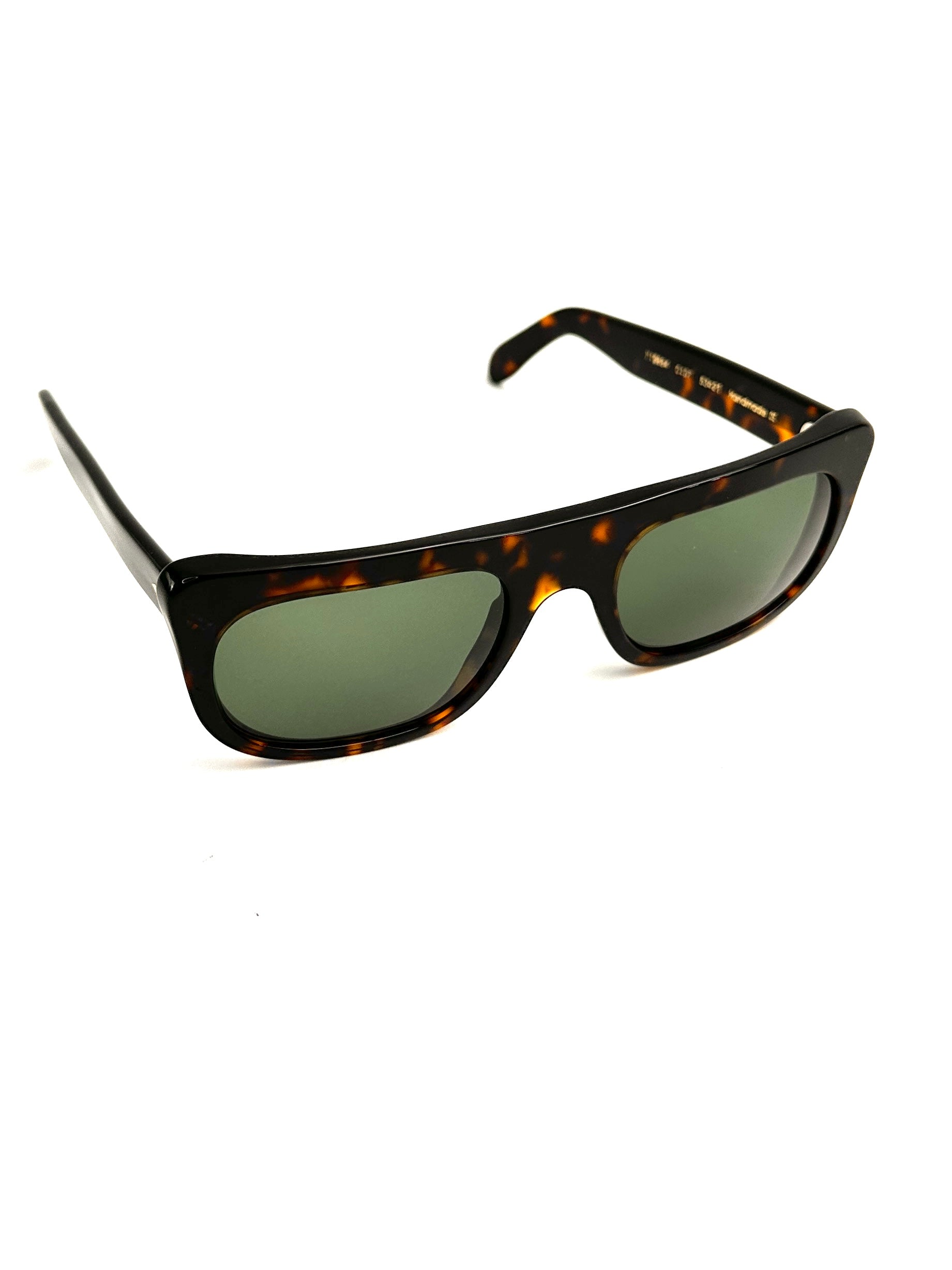 CUTLER ET GROSS M0884